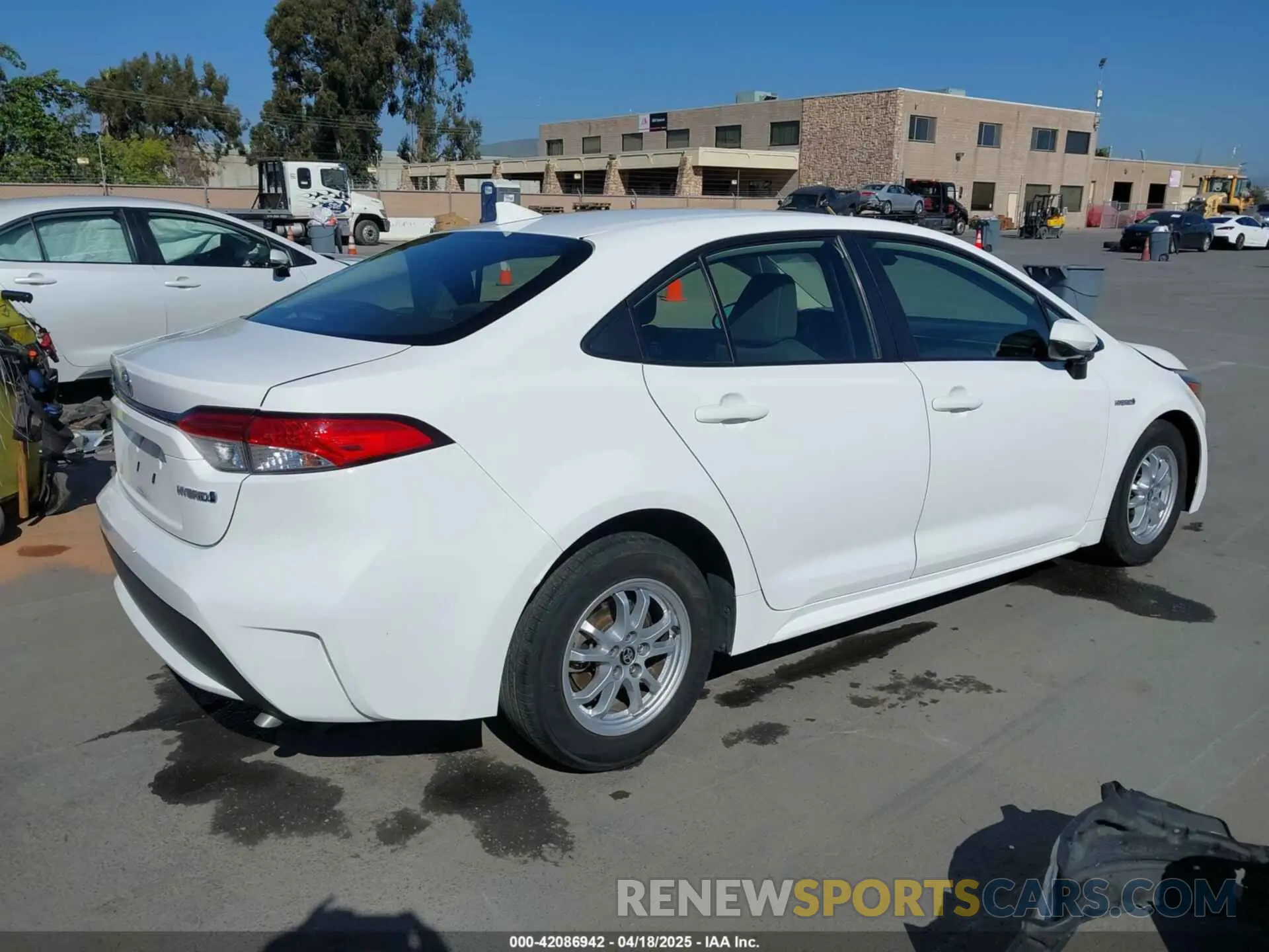 4 fotografías del automóvil dañado JTDEAMDE6MJ032371 TOYOTA COROLLA 2021