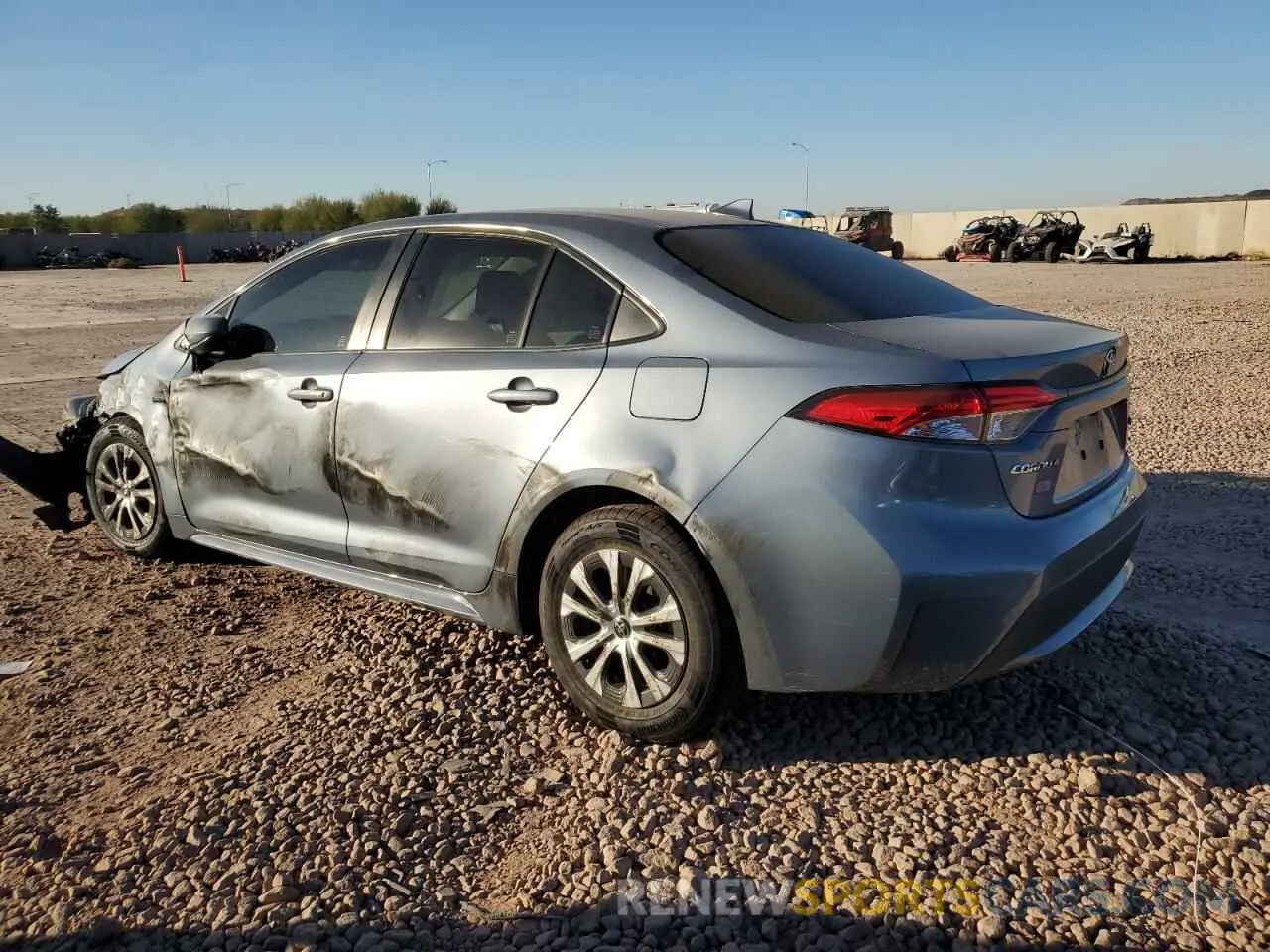 2 fotografías del automóvil dañado JTDEAMDE7MJ006538 TOYOTA COROLLA 2021