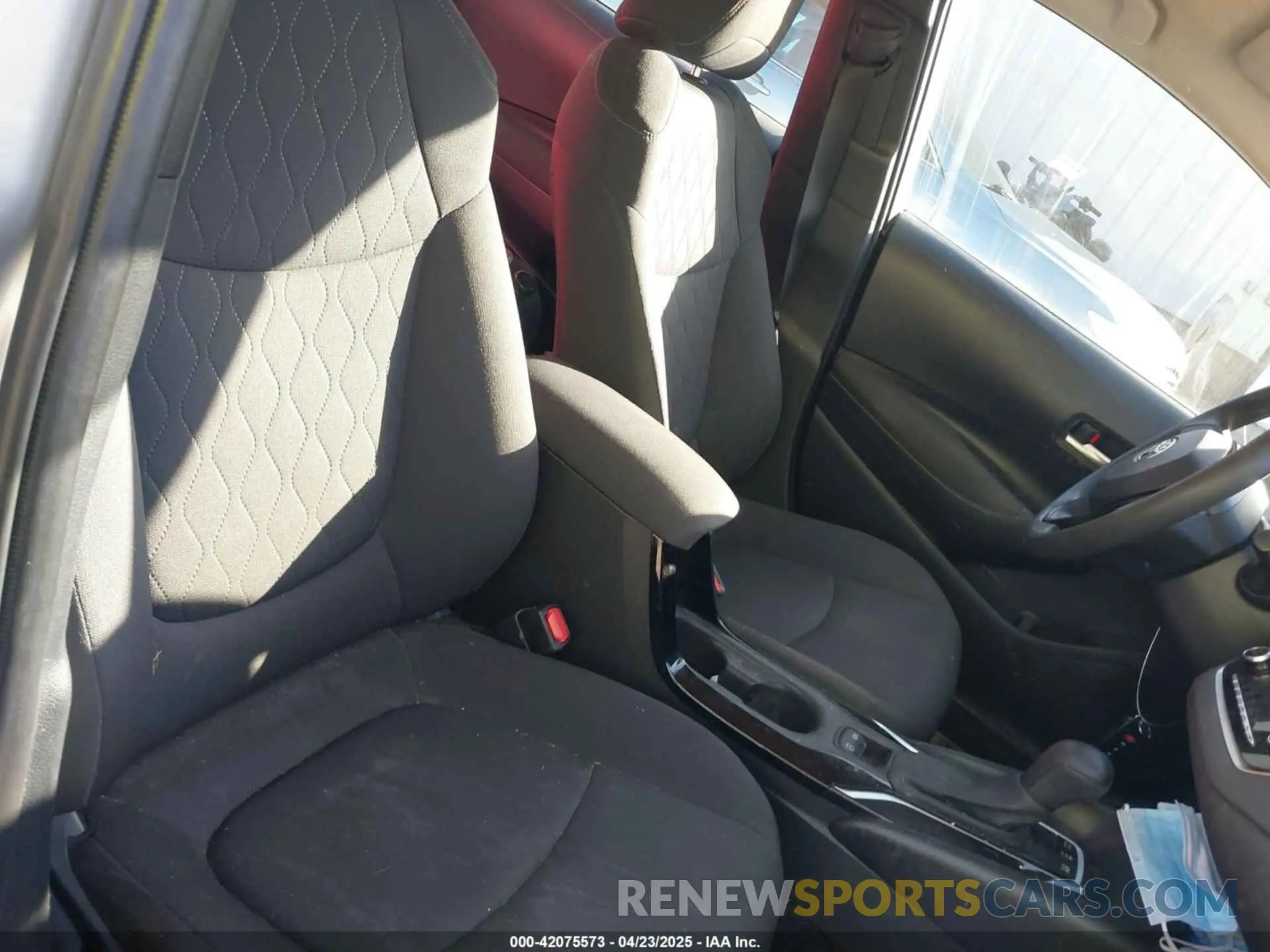 5 fotografías del automóvil dañado JTDEAMDE7MJ014929 TOYOTA COROLLA 2021