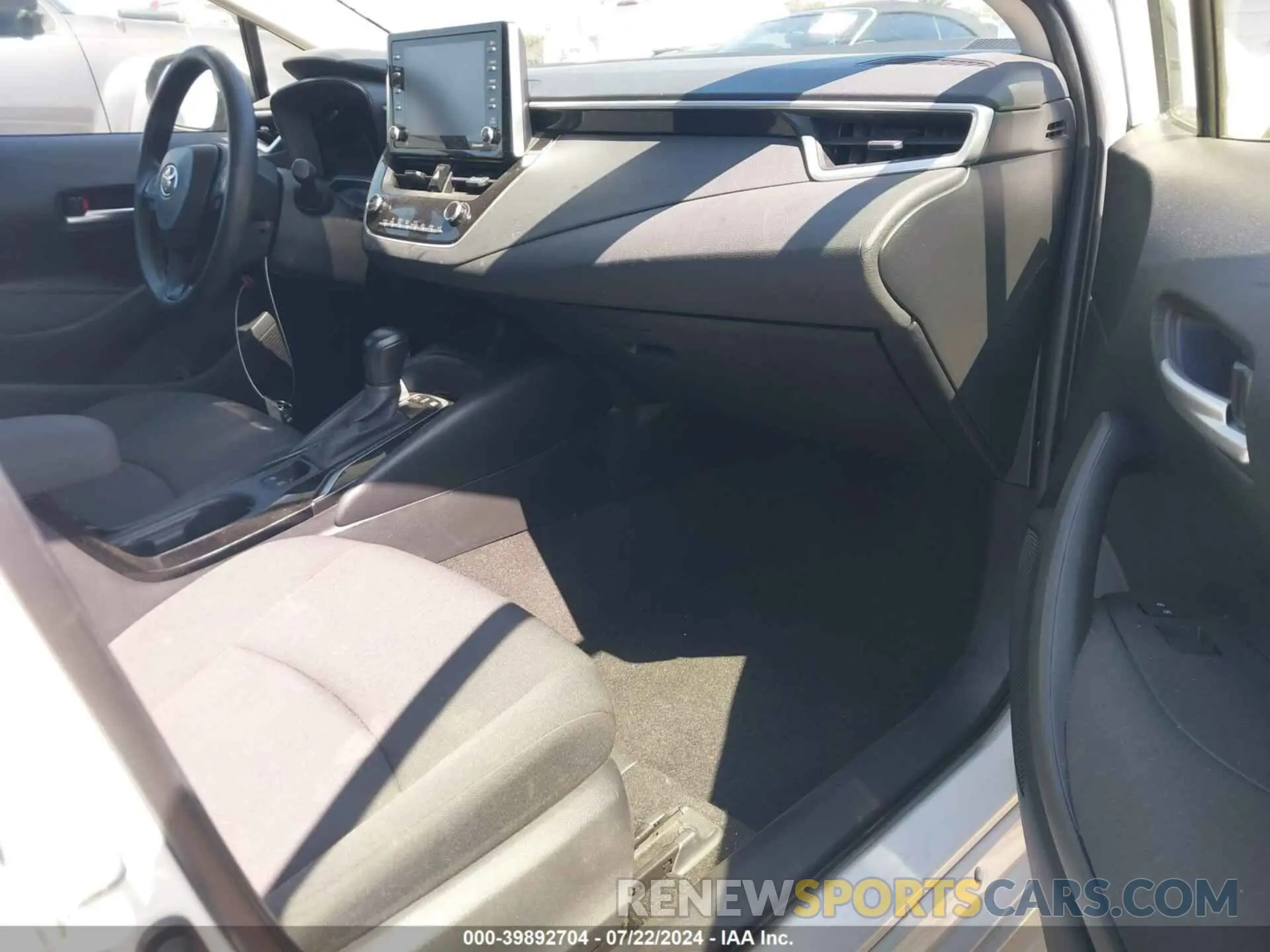 5 fotografías del automóvil dañado JTDEAMDE8MJ002658 TOYOTA COROLLA 2021