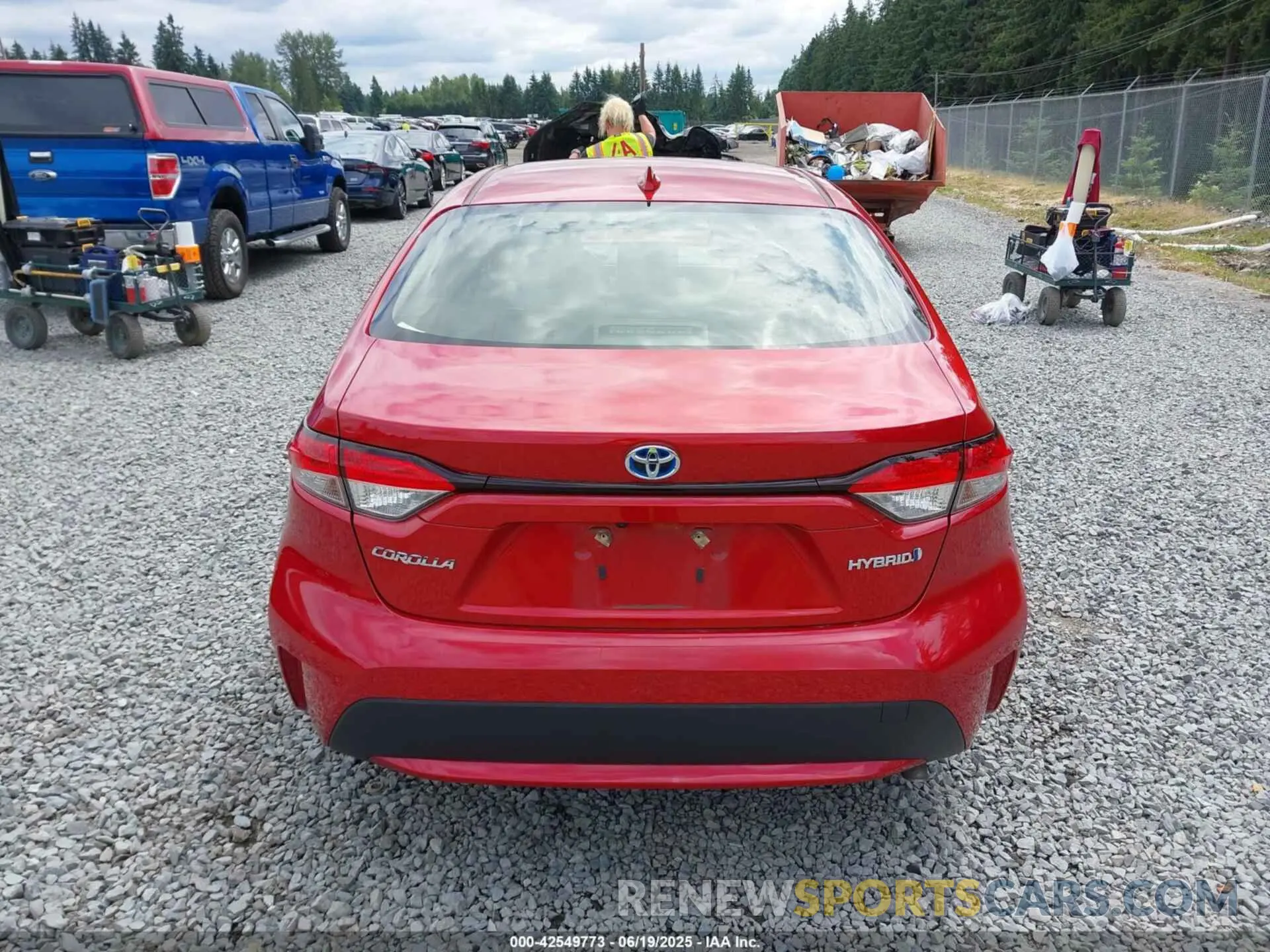16 fotografías del automóvil dañado JTDEAMDE8MJ003325 TOYOTA COROLLA 2021