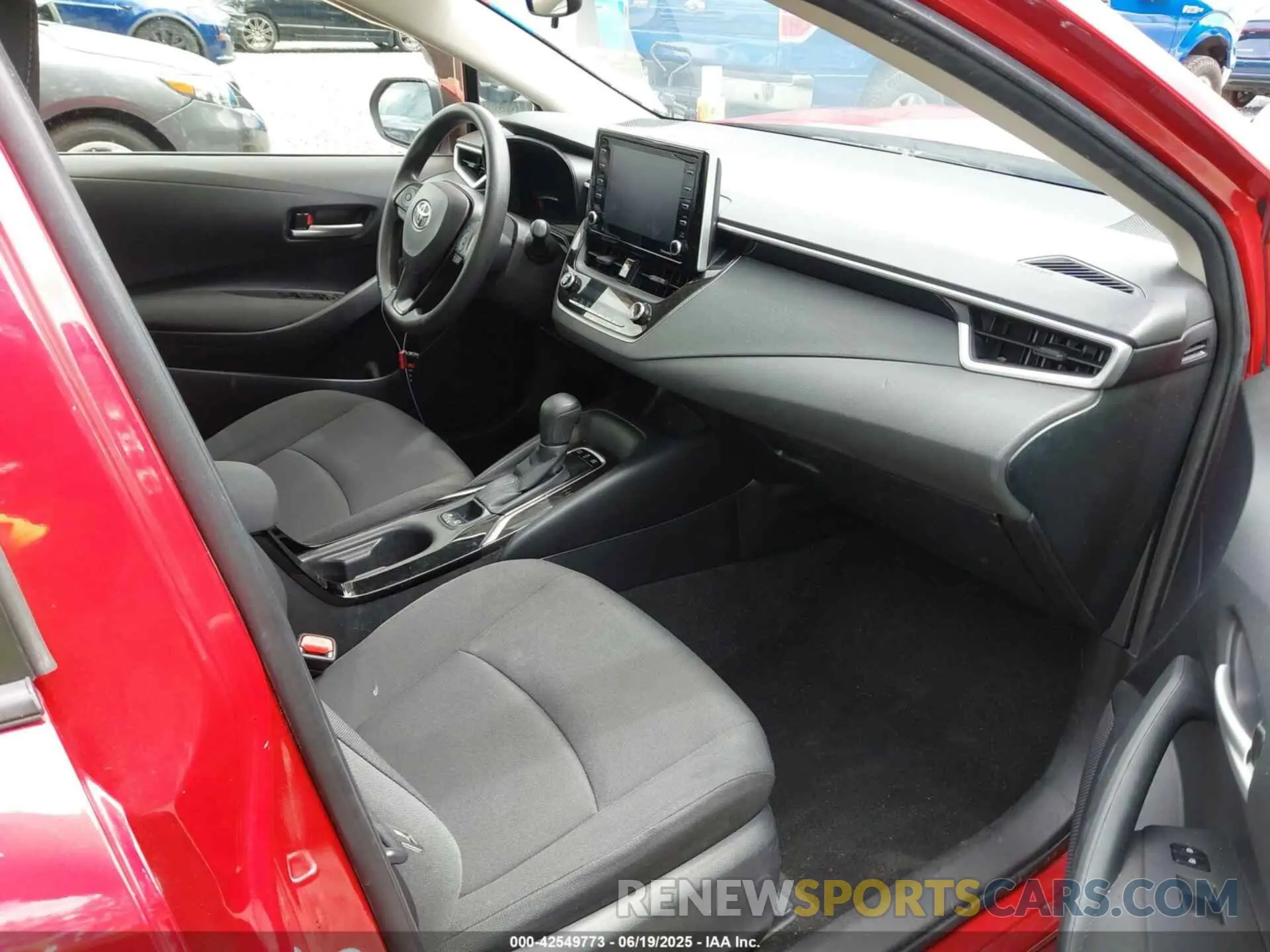 5 fotografías del automóvil dañado JTDEAMDE8MJ003325 TOYOTA COROLLA 2021