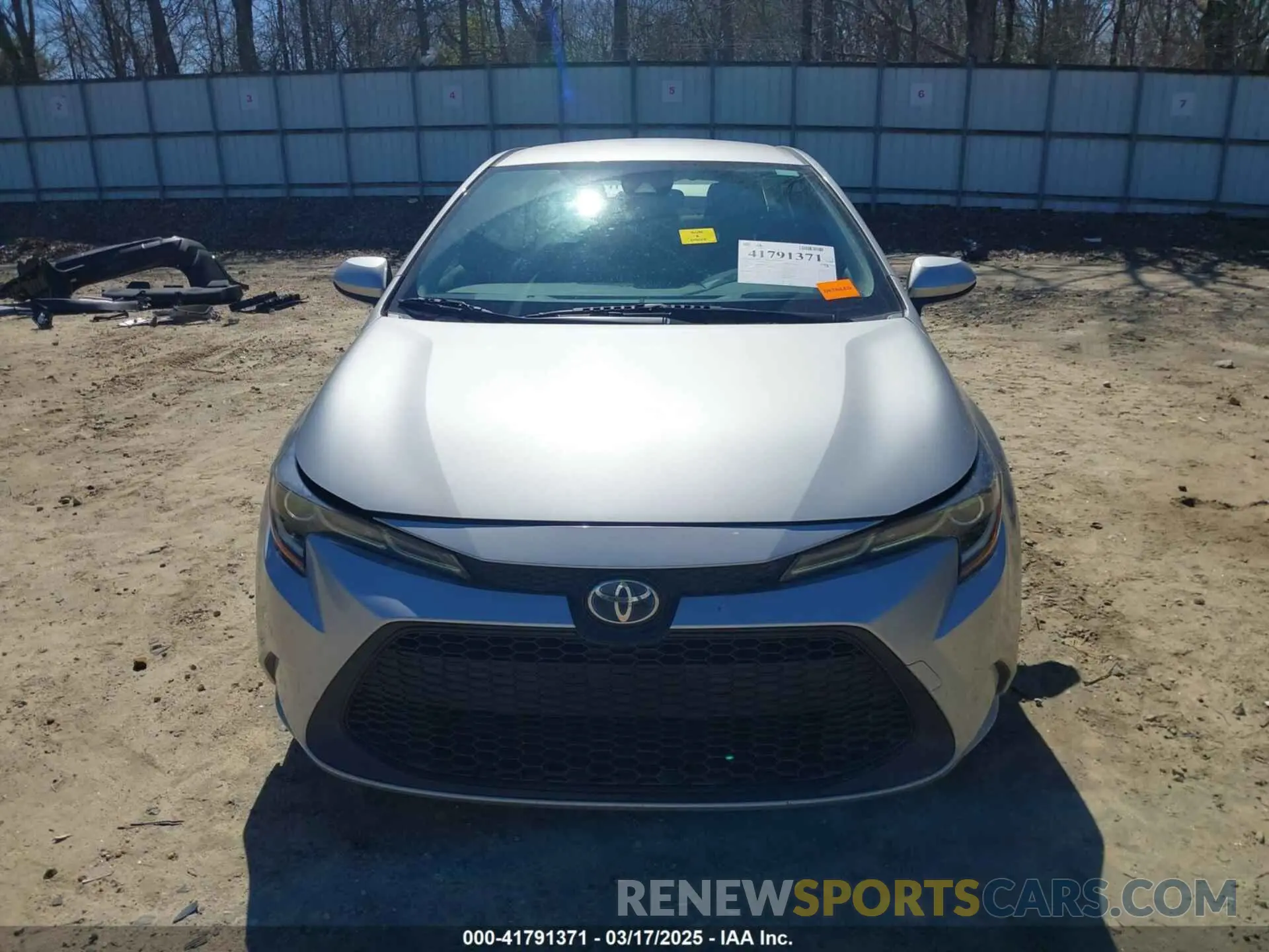 12 fotografías del automóvil dañado JTDEAMDE8MJ011201 TOYOTA COROLLA 2021