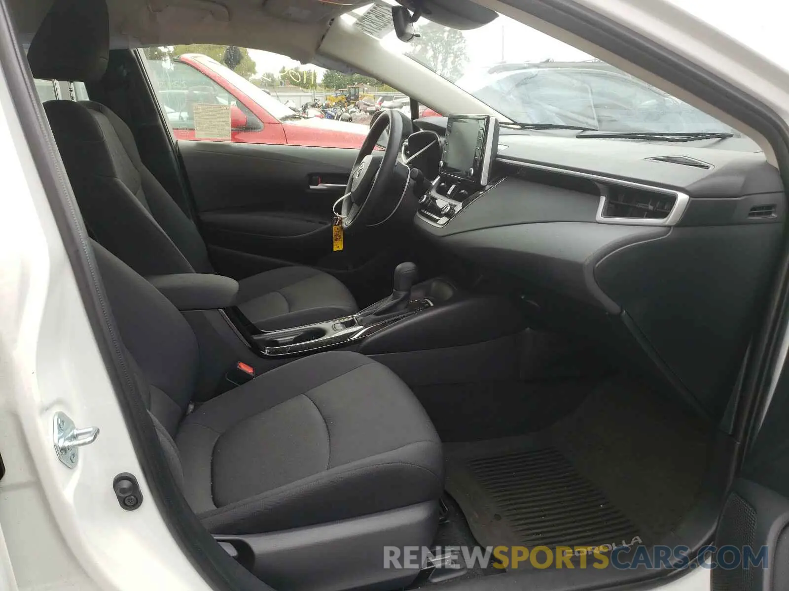 5 fotografías del automóvil dañado JTDEAMDE9MJ004662 TOYOTA COROLLA 2021