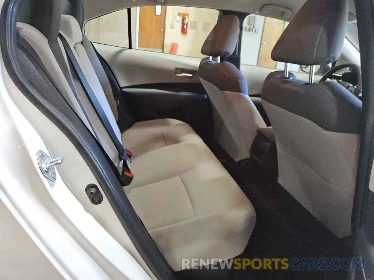 10 fotografías del automóvil dañado JTDEAMDE9MJ011238 TOYOTA COROLLA 2021