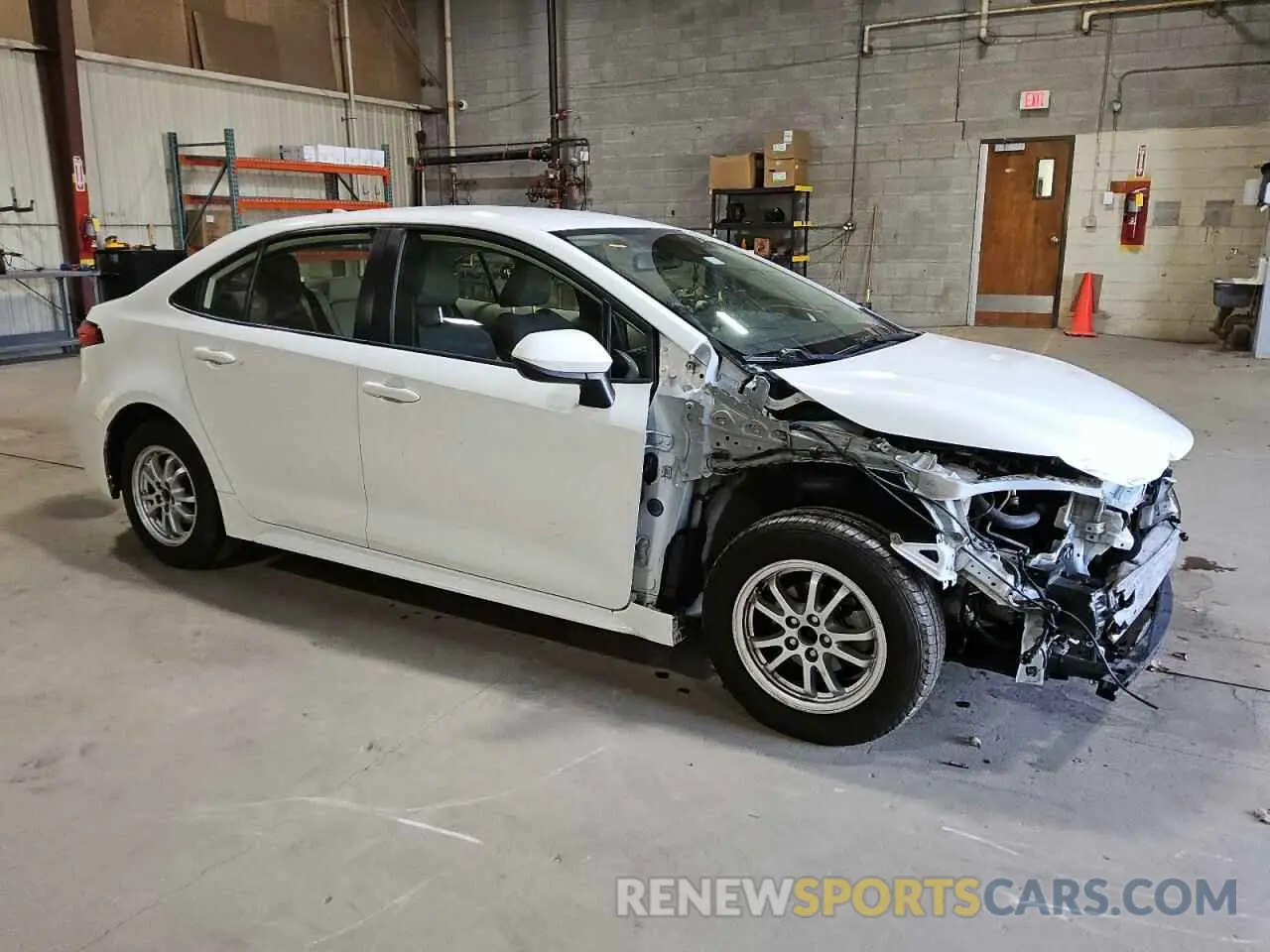 4 fotografías del automóvil dañado JTDEAMDE9MJ011238 TOYOTA COROLLA 2021