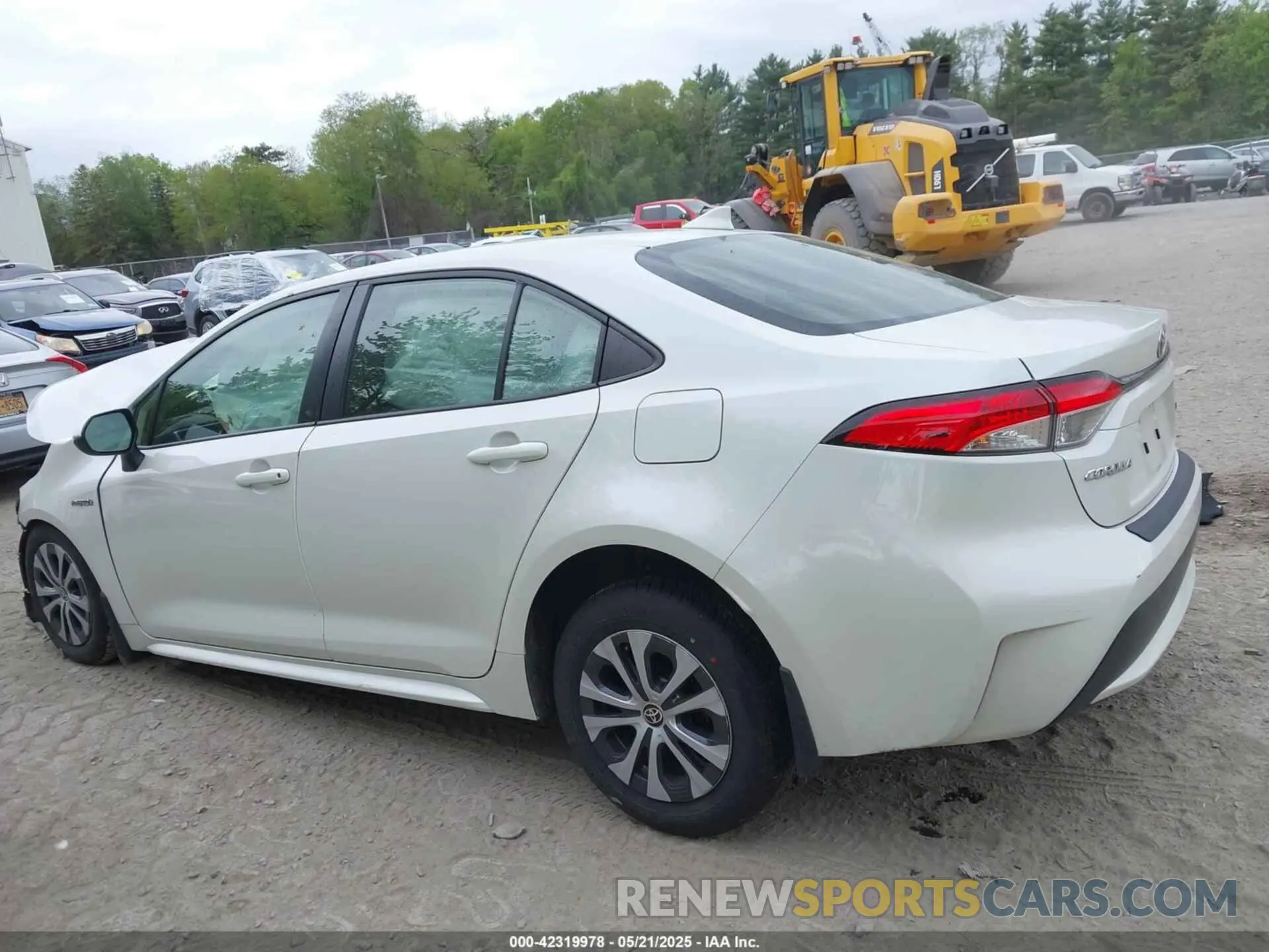 14 fotografías del automóvil dañado JTDEAMDE9MJ015046 TOYOTA COROLLA 2021