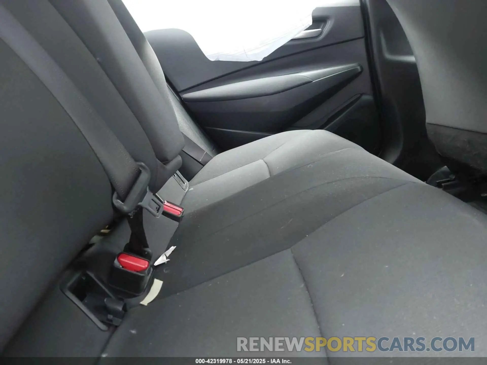 8 fotografías del automóvil dañado JTDEAMDE9MJ015046 TOYOTA COROLLA 2021