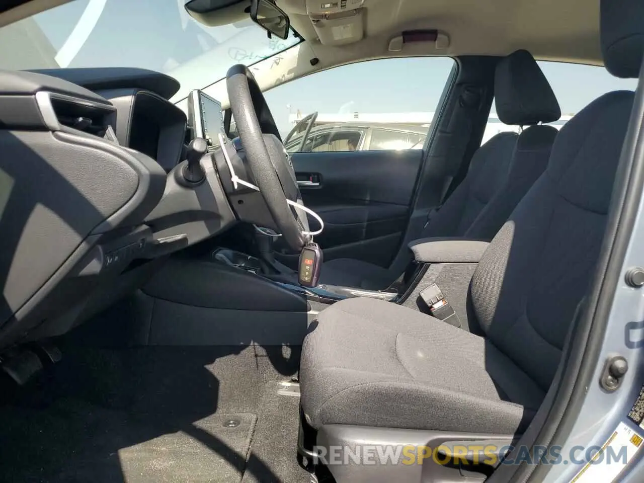 7 fotografías del automóvil dañado JTDEAMDE9MJ021672 TOYOTA COROLLA 2021