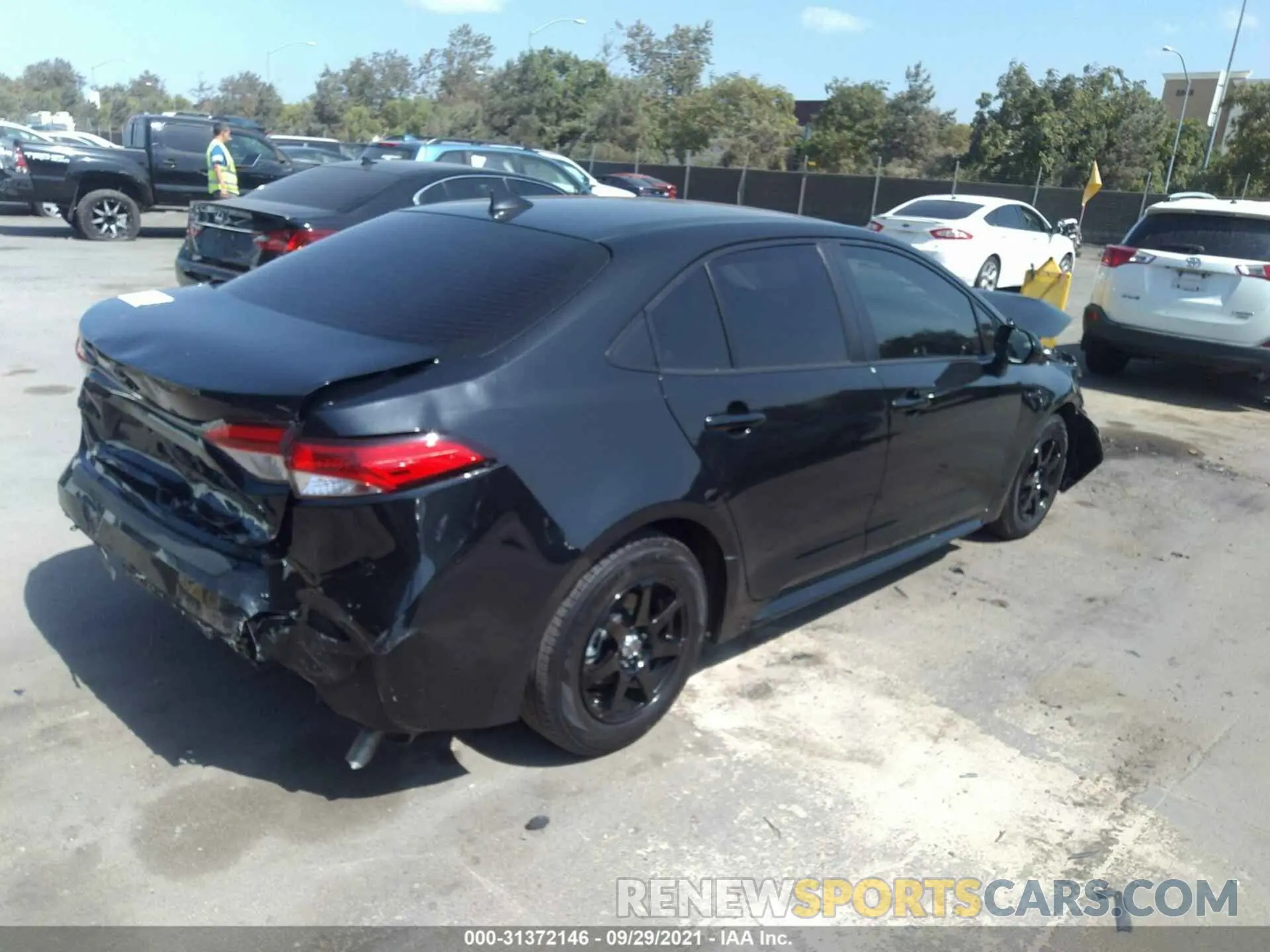 4 fotografías del automóvil dañado JTDEAMDEXMJ016769 TOYOTA COROLLA 2021