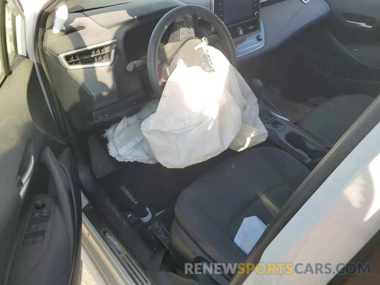 8 fotografías del automóvil dañado JTDEAMDEXMJ026945 TOYOTA COROLLA 2021