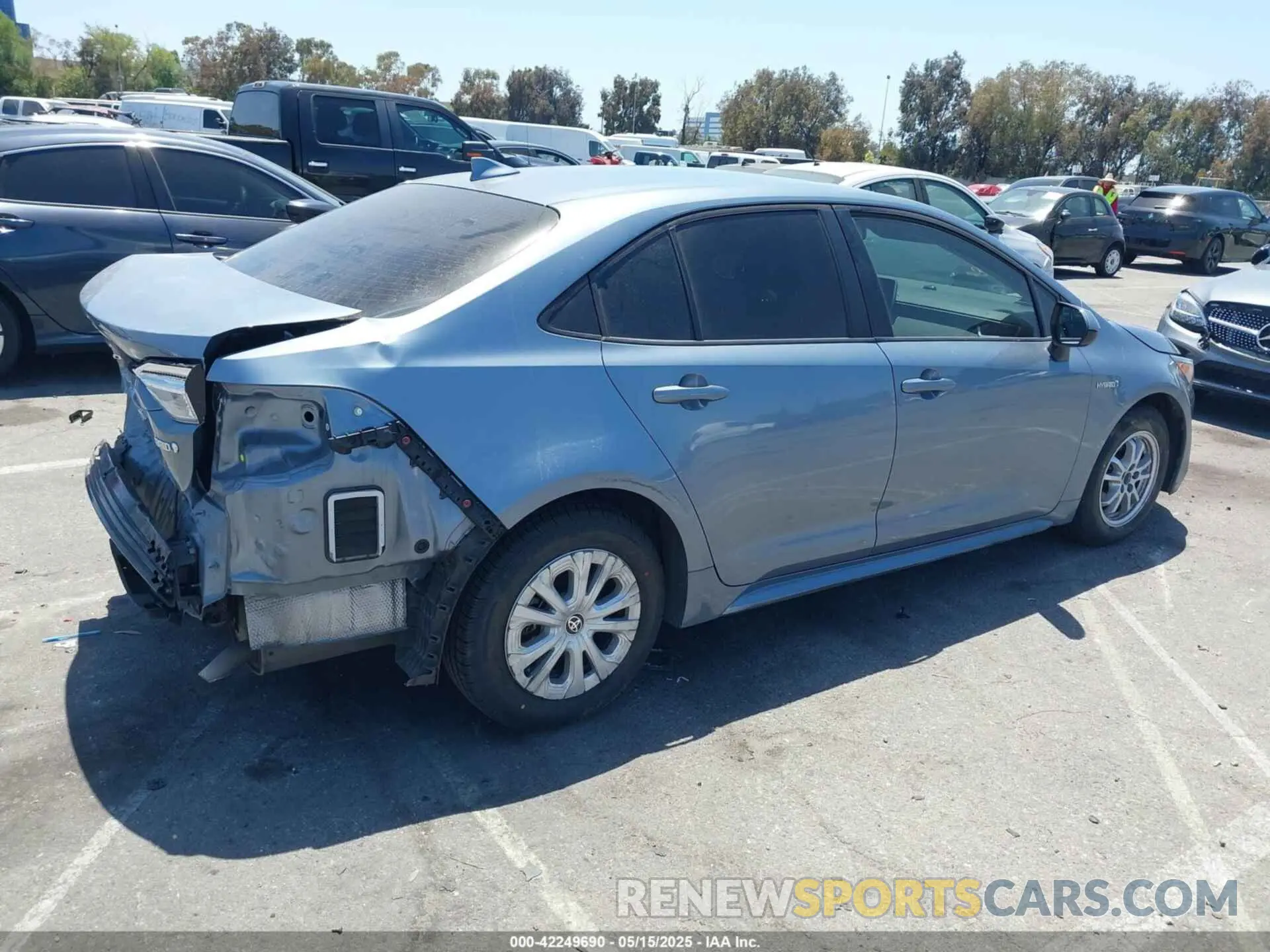 4 fotografías del automóvil dañado JTDEAMDEXMJ027822 TOYOTA COROLLA 2021