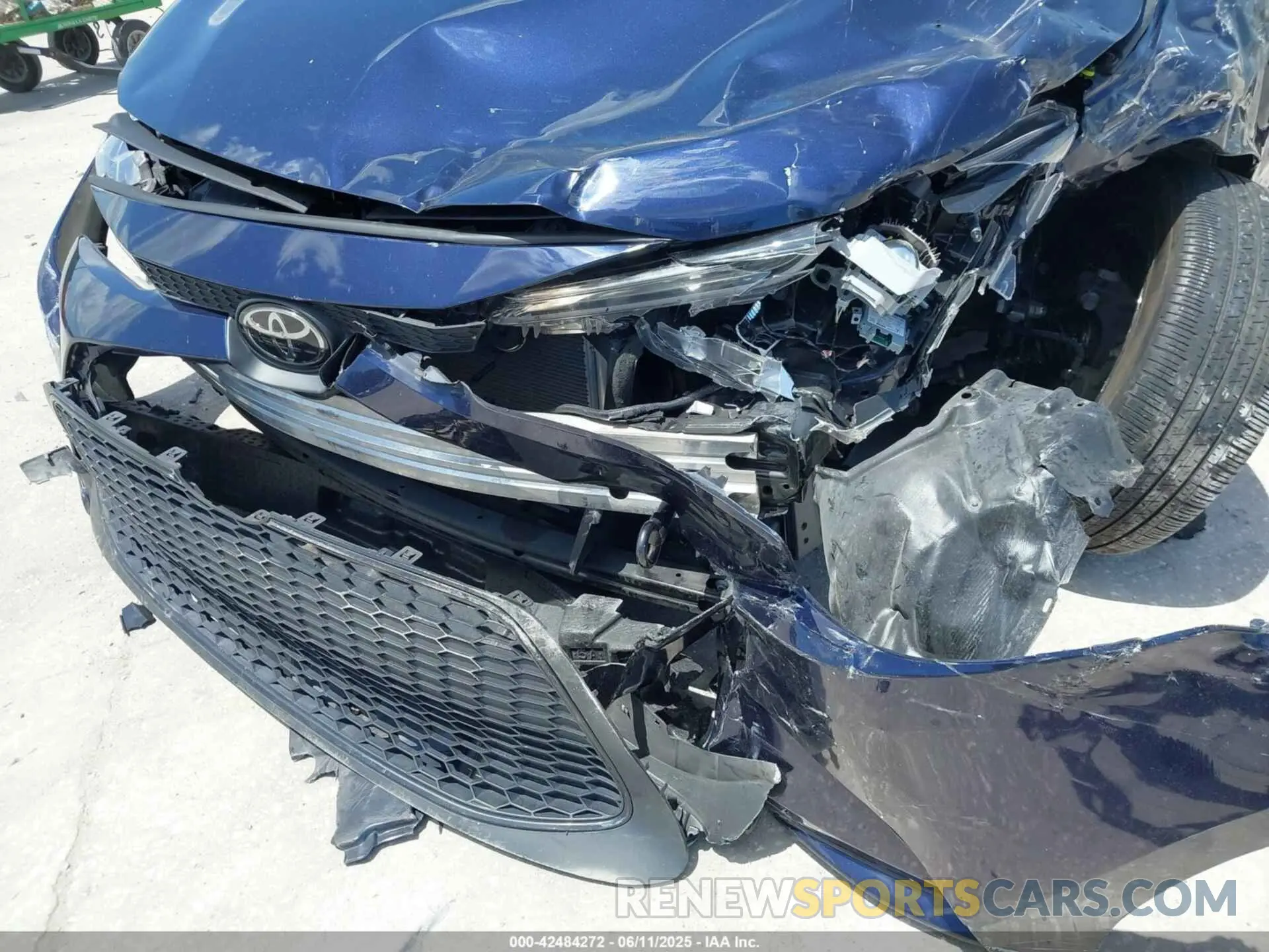 17 fotografías del automóvil dañado JTDEPMAE0MJ127754 TOYOTA COROLLA 2021