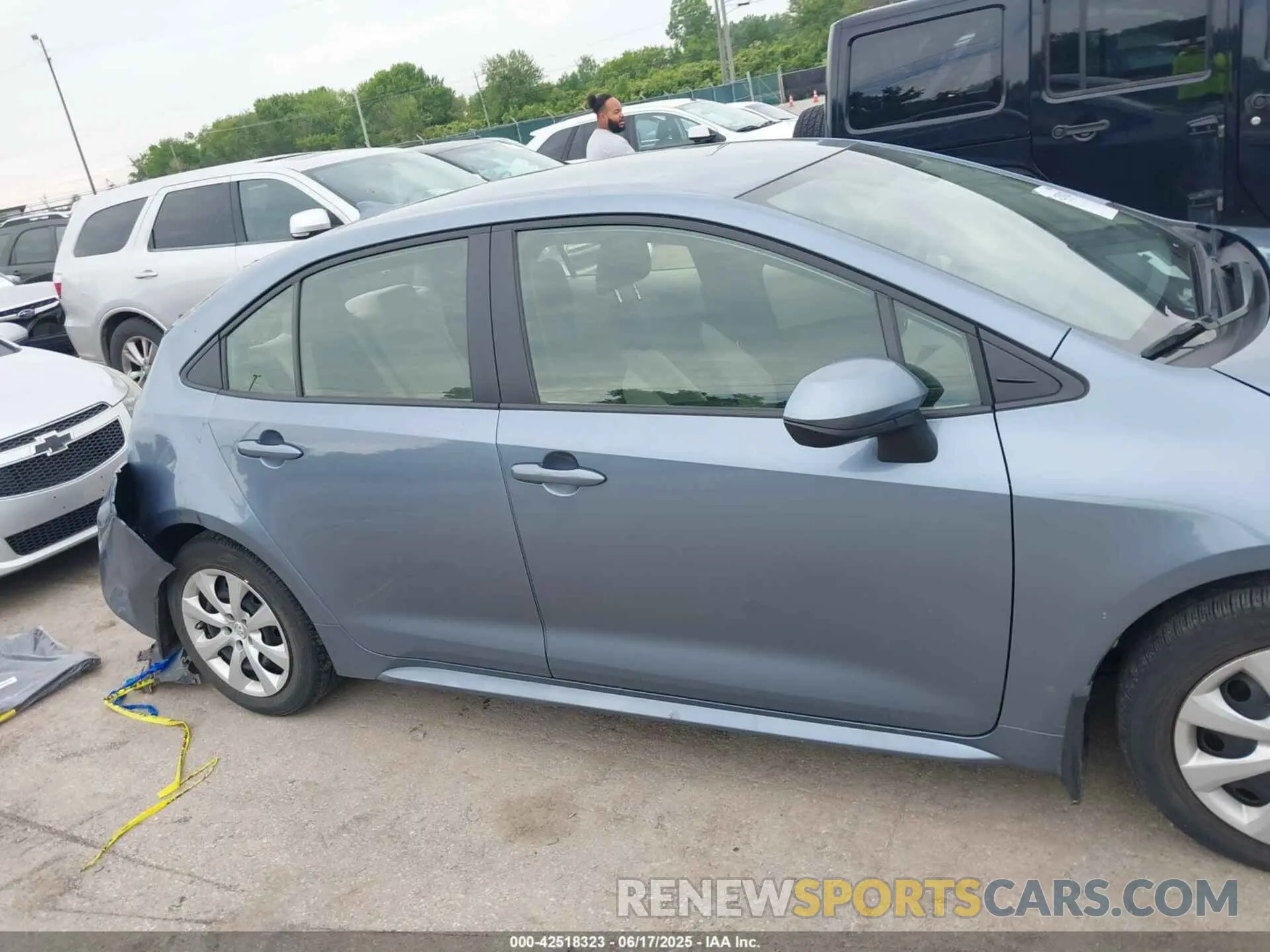13 fotografías del automóvil dañado JTDEPMAE0MJ129262 TOYOTA COROLLA 2021