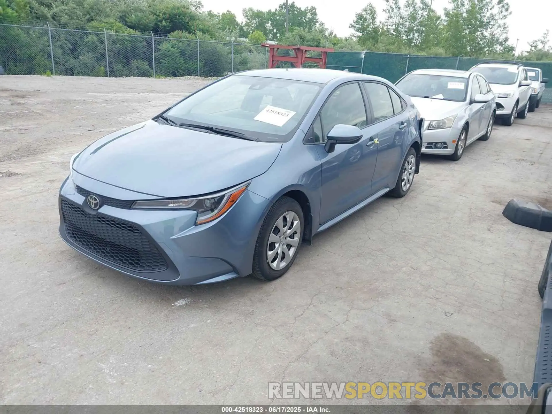 2 fotografías del automóvil dañado JTDEPMAE0MJ129262 TOYOTA COROLLA 2021