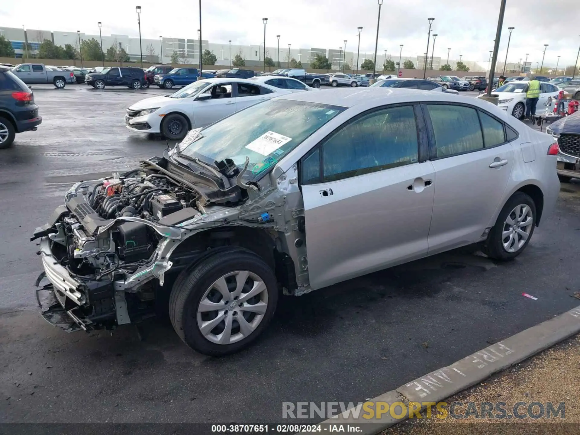 2 fotografías del automóvil dañado JTDEPMAE0MJ152315 TOYOTA COROLLA 2021