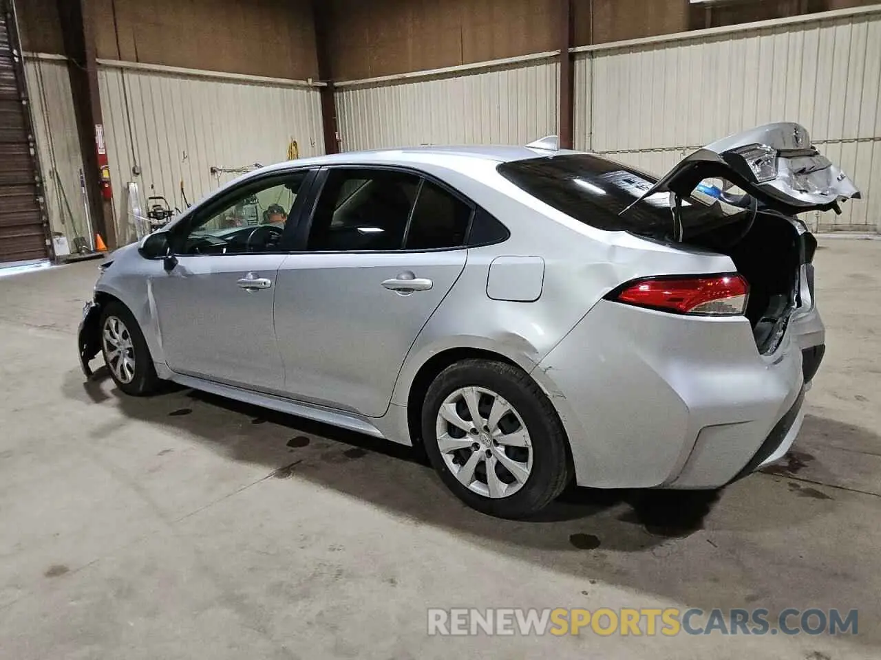 2 fotografías del automóvil dañado JTDEPMAE0MJ153397 TOYOTA COROLLA 2021