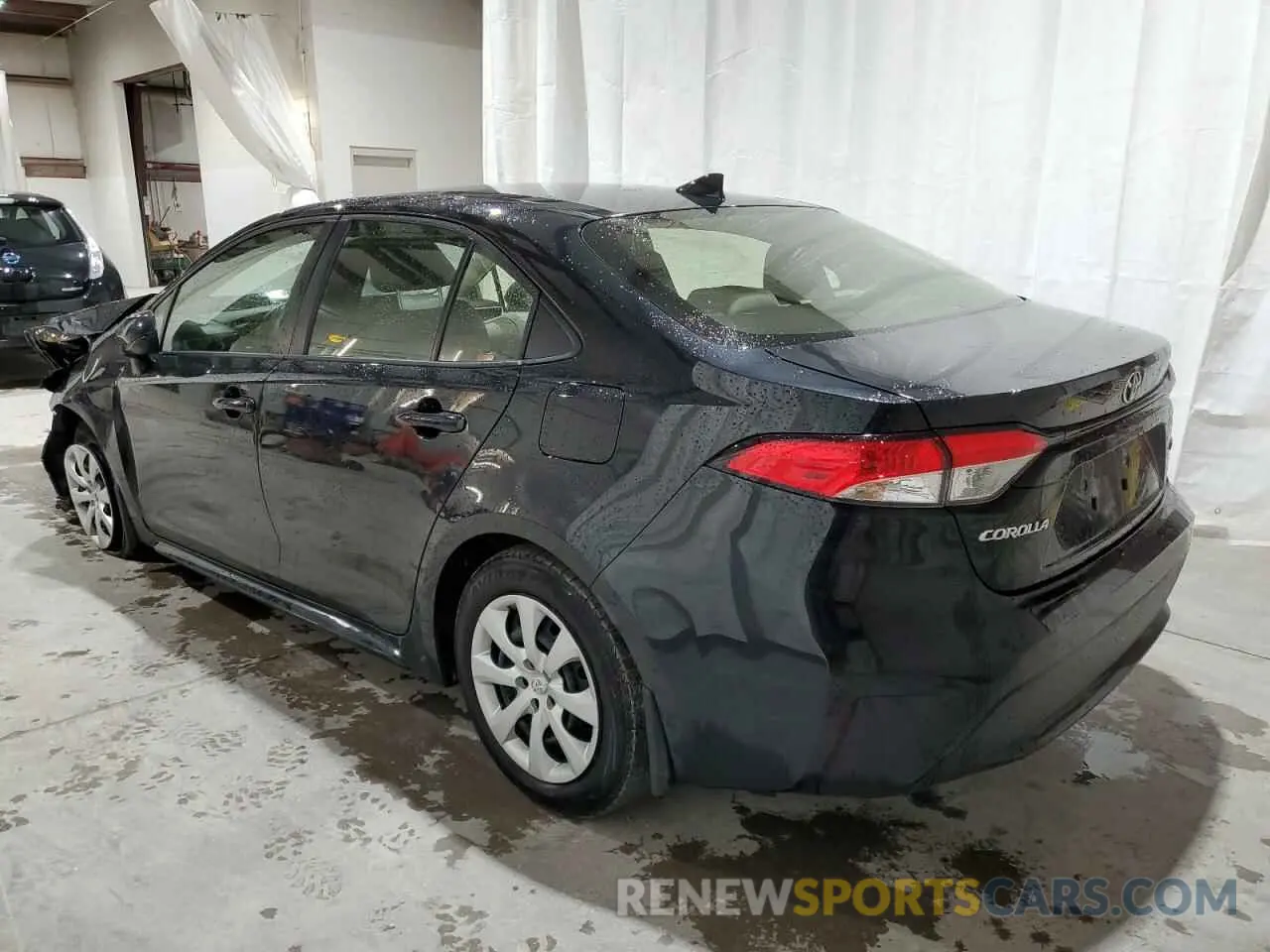 2 fotografías del automóvil dañado JTDEPMAE0MJ181717 TOYOTA COROLLA 2021