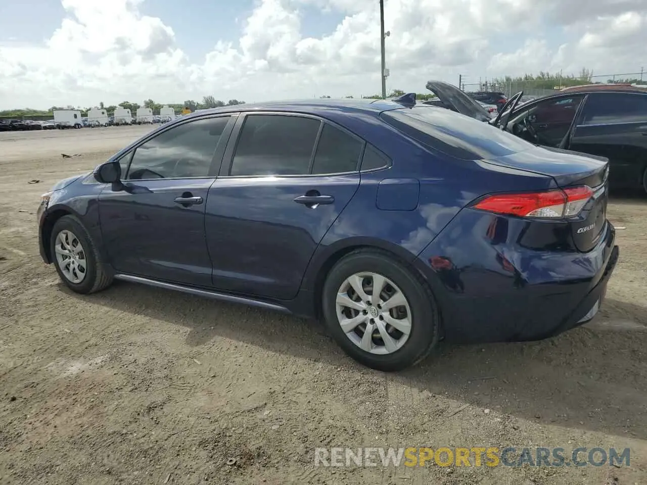 2 fotografías del automóvil dañado JTDEPMAE0MJ183466 TOYOTA COROLLA 2021