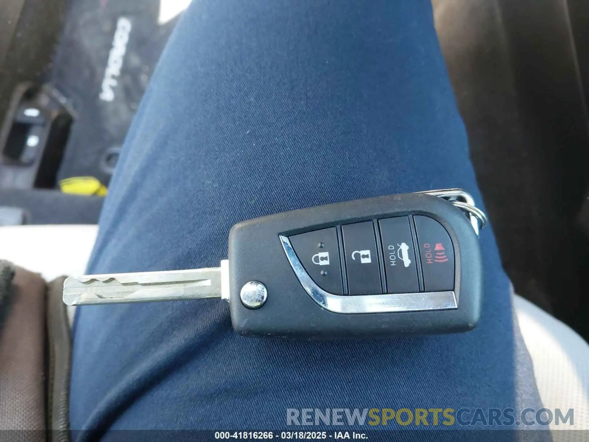 11 fotografías del automóvil dañado JTDEPMAE0MJ186416 TOYOTA COROLLA 2021
