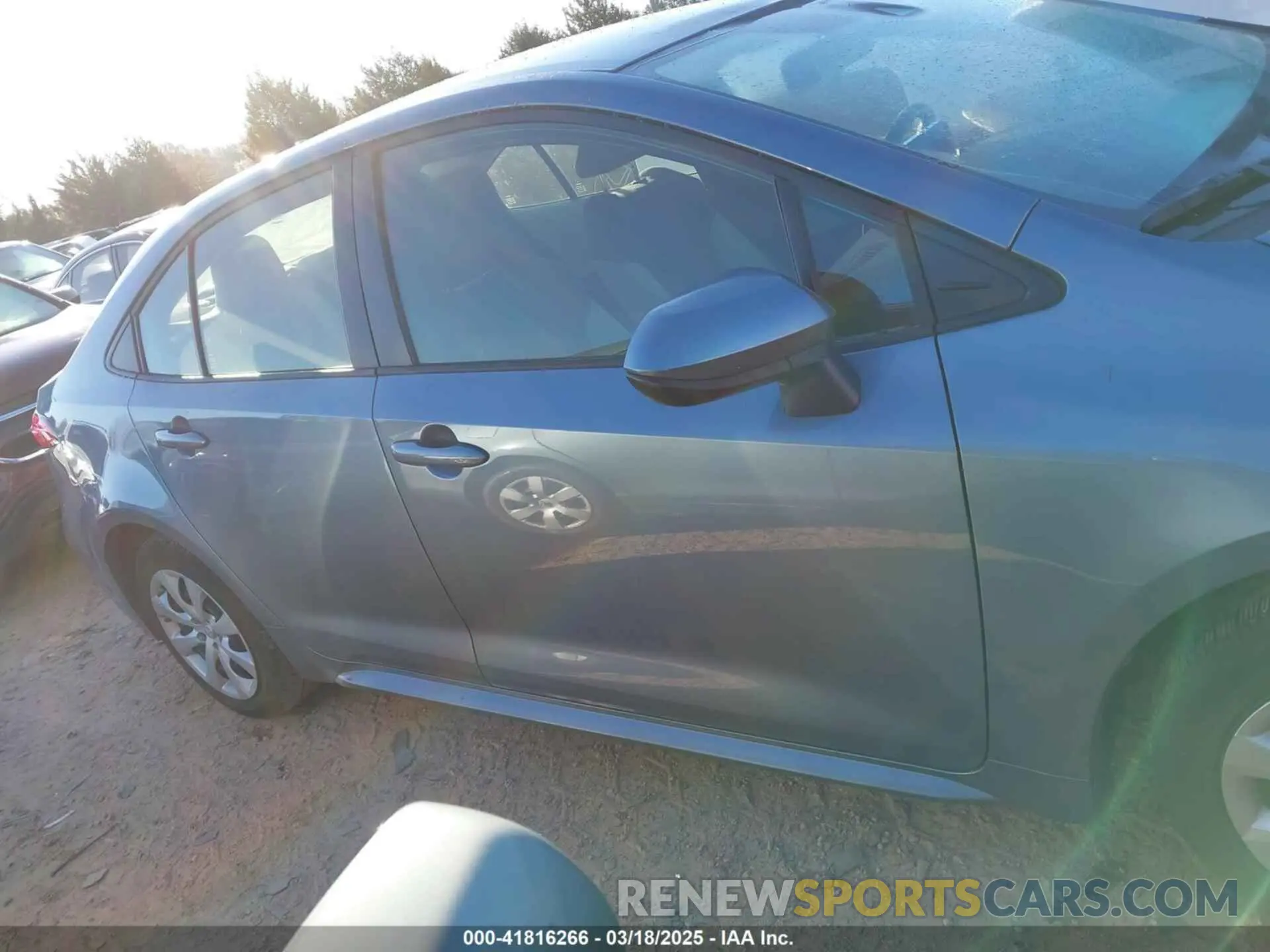 13 fotografías del automóvil dañado JTDEPMAE0MJ186416 TOYOTA COROLLA 2021