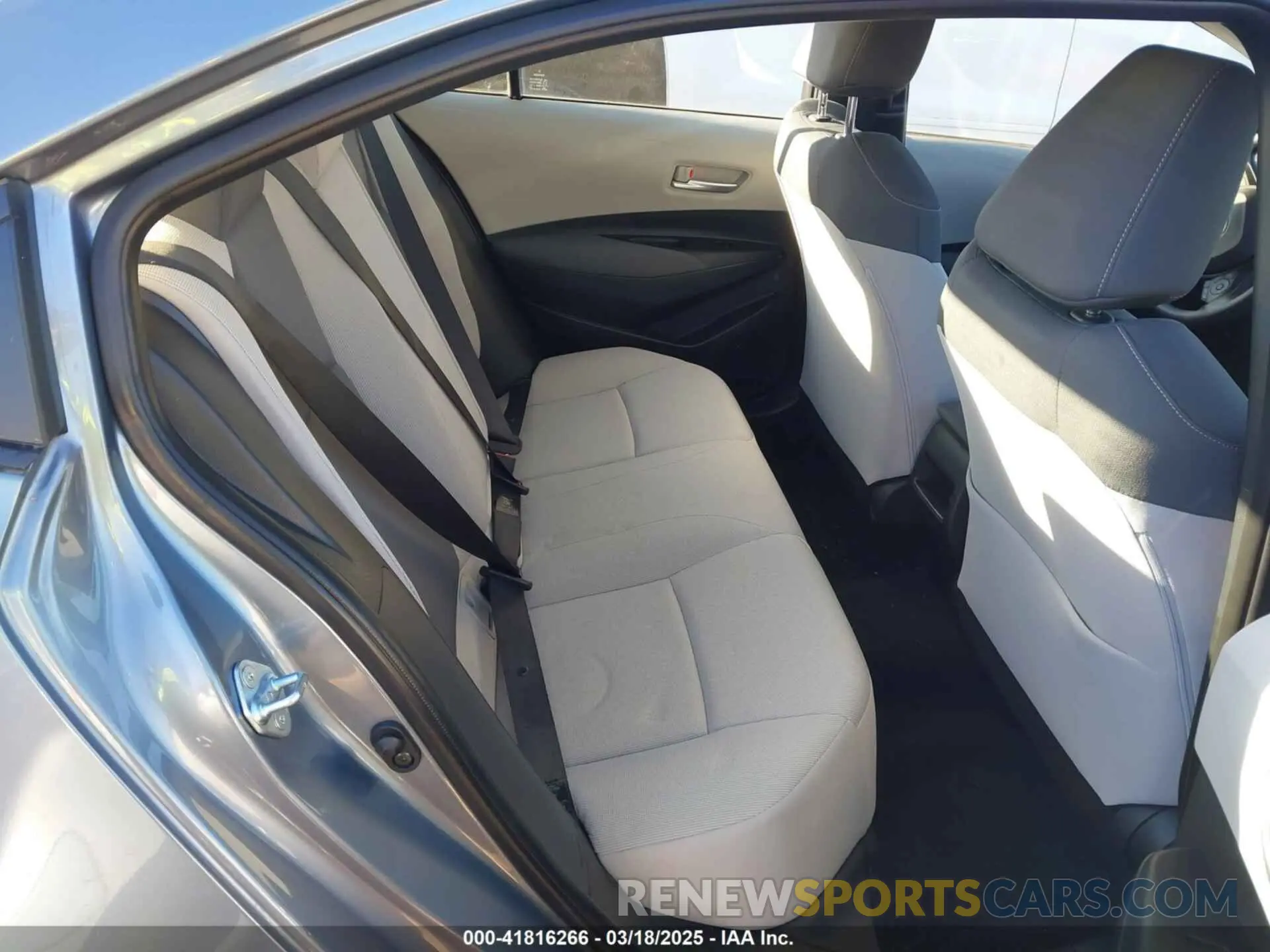 8 fotografías del automóvil dañado JTDEPMAE0MJ186416 TOYOTA COROLLA 2021