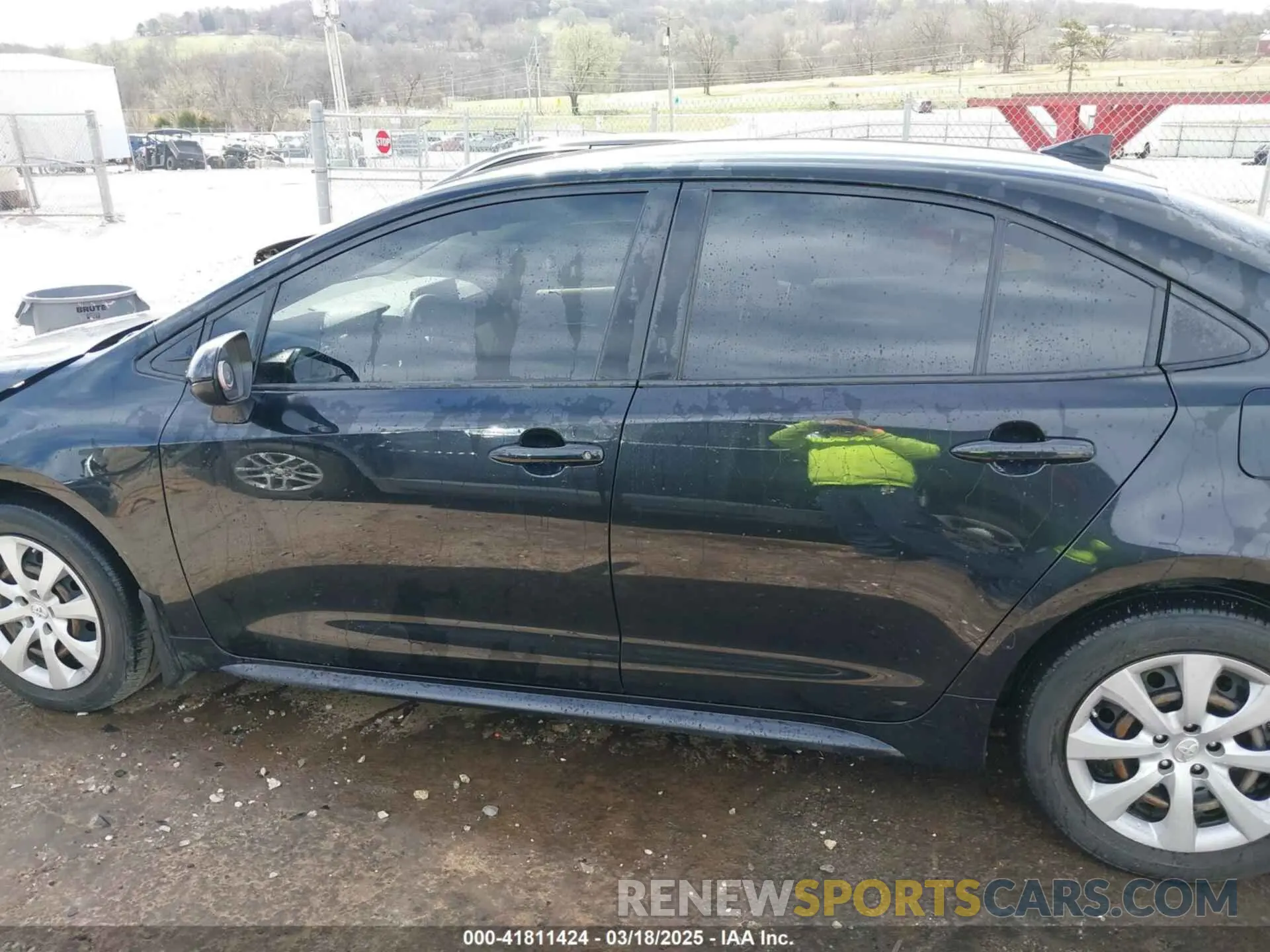 15 fotografías del automóvil dañado JTDEPMAE0MJ188022 TOYOTA COROLLA 2021