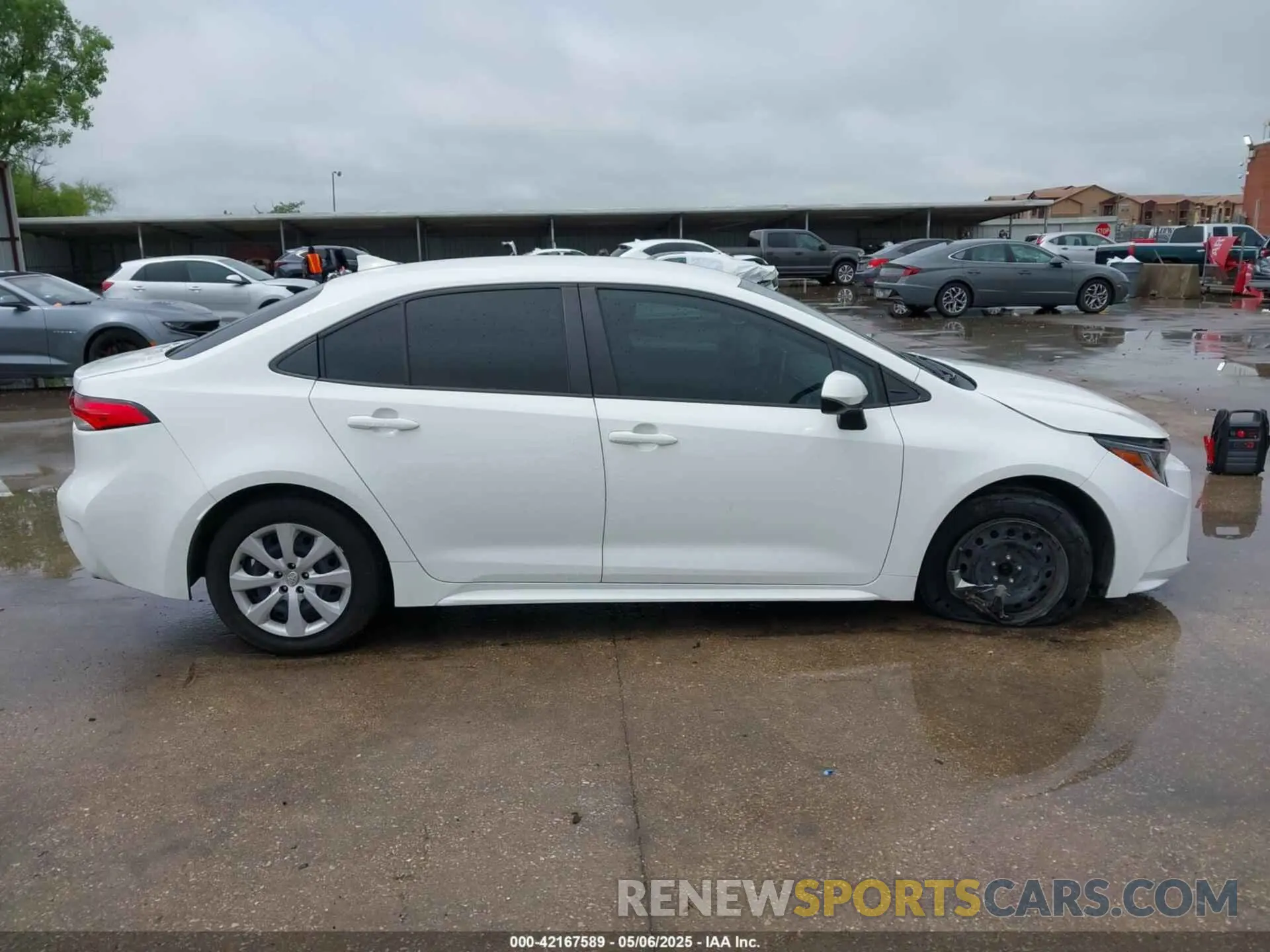14 fotografías del automóvil dañado JTDEPMAE1MJ140223 TOYOTA COROLLA 2021