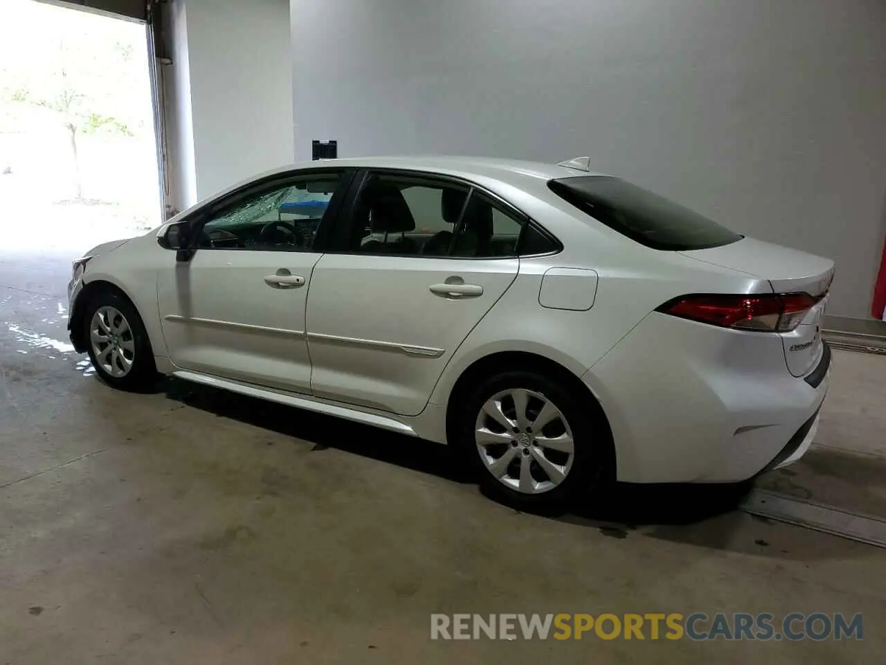 2 fotografías del automóvil dañado JTDEPMAE1MJ144711 TOYOTA COROLLA 2021