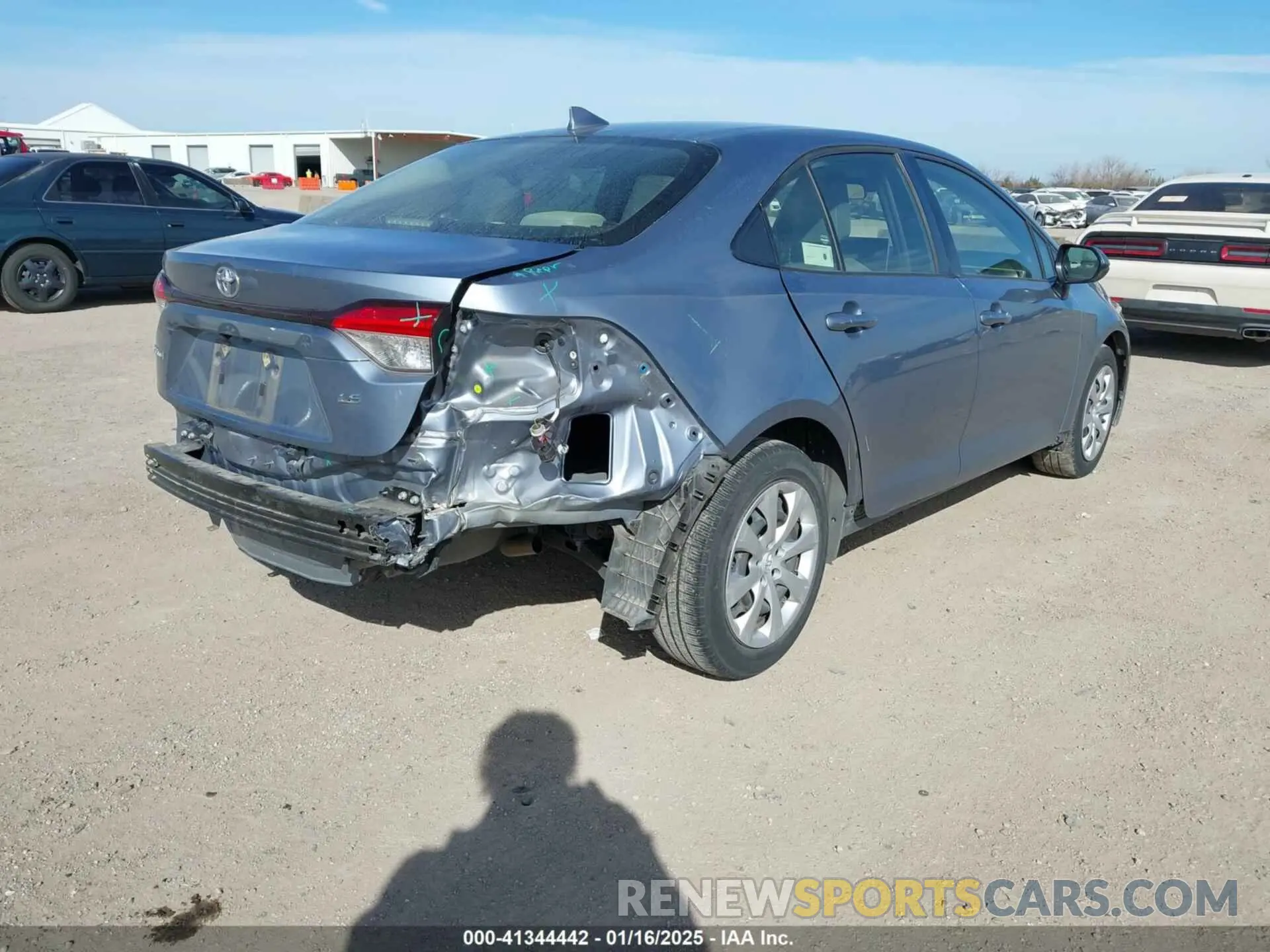 4 fotografías del automóvil dañado JTDEPMAE2MJ146127 TOYOTA COROLLA 2021