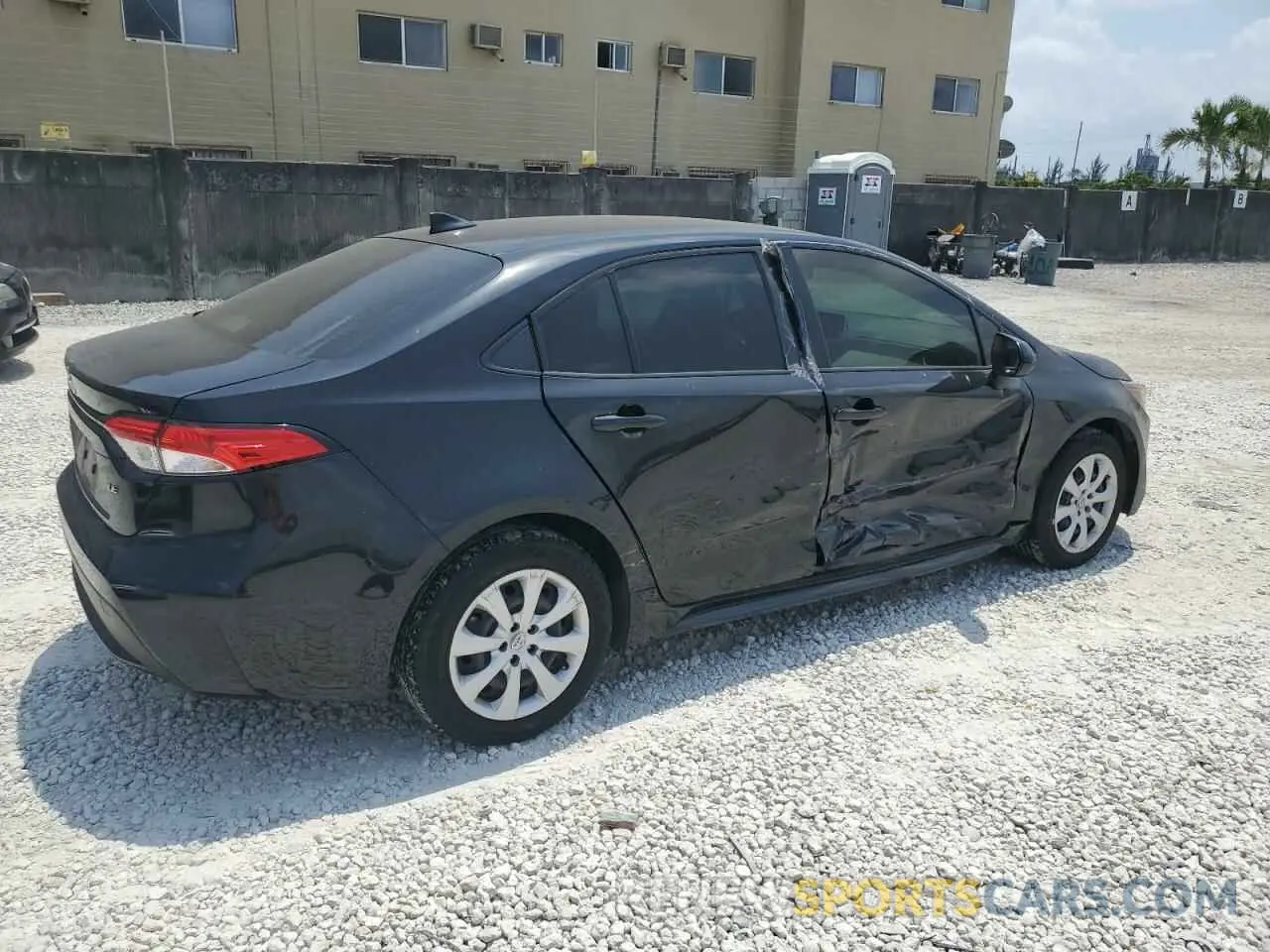 3 fotografías del automóvil dañado JTDEPMAE2MJ185672 TOYOTA COROLLA 2021
