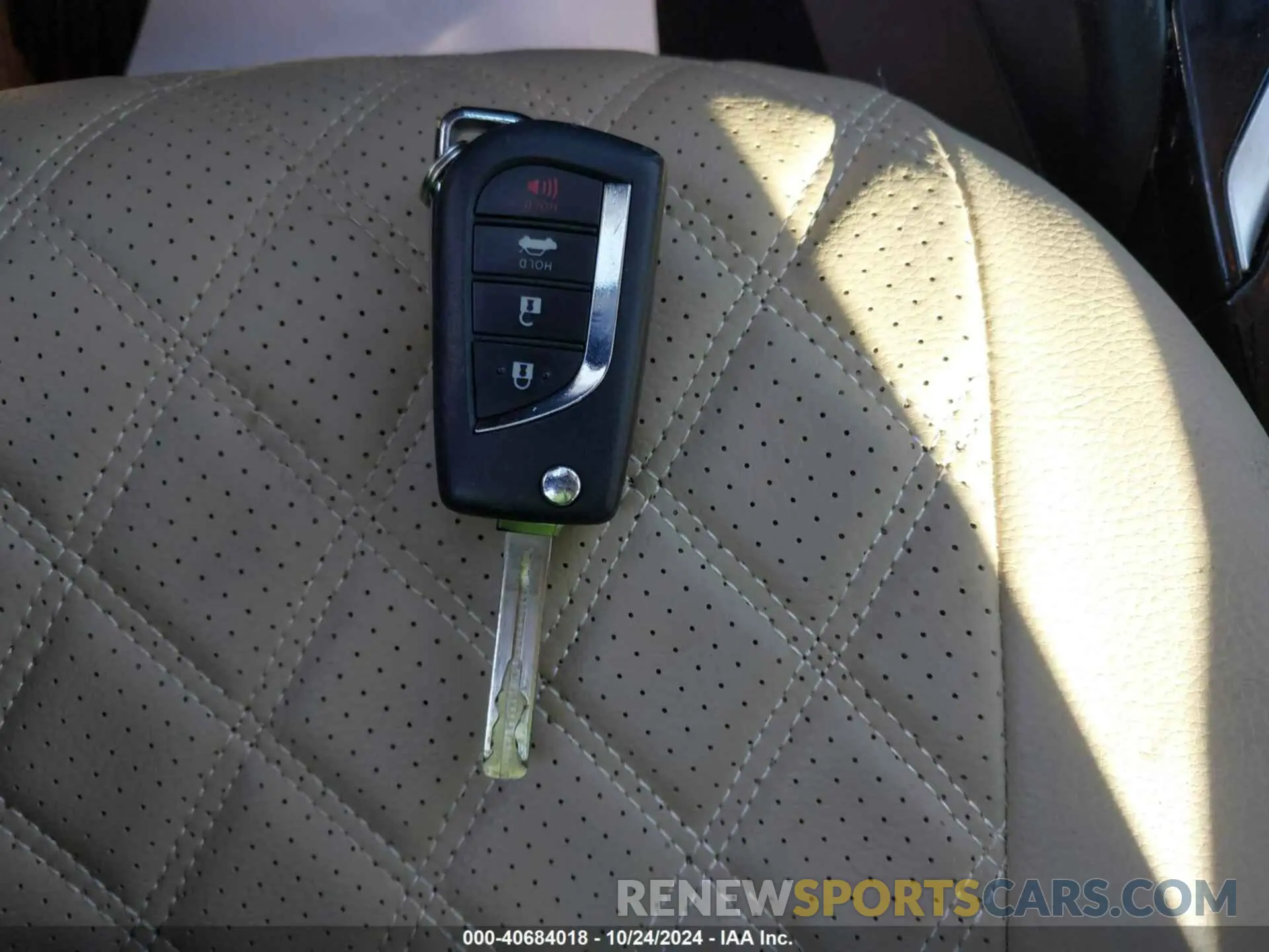 11 fotografías del automóvil dañado JTDEPMAE3MJ124539 TOYOTA COROLLA 2021