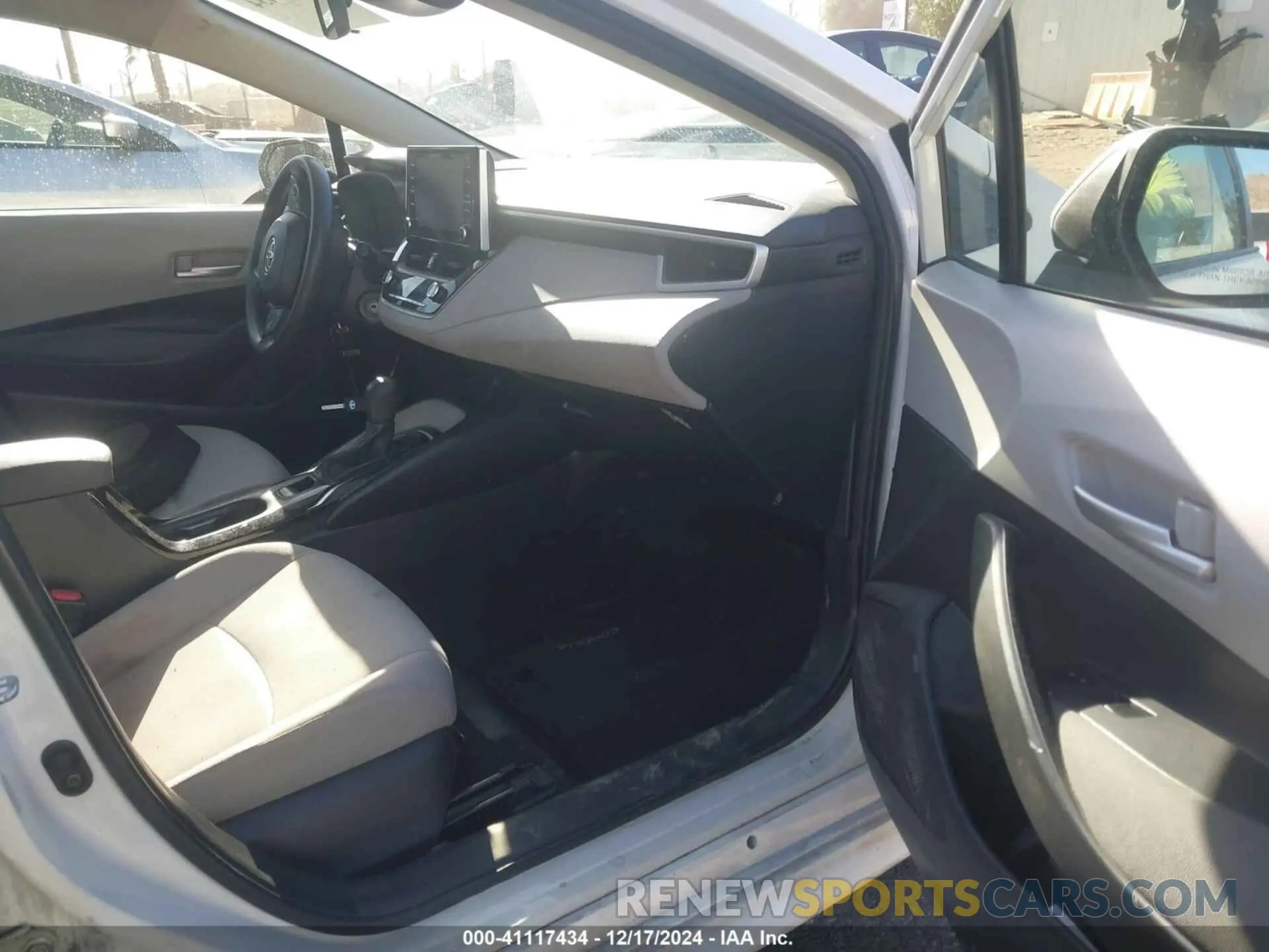 5 fotografías del automóvil dañado JTDEPMAE3MJ141082 TOYOTA COROLLA 2021