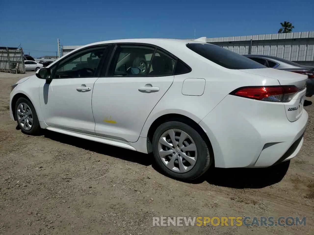 2 fotografías del automóvil dañado JTDEPMAE3MJ145505 TOYOTA COROLLA 2021