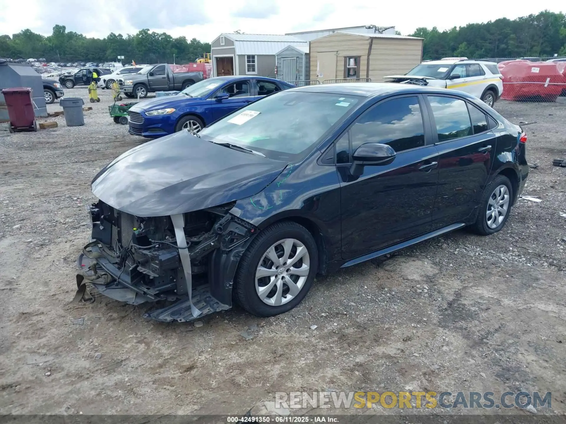 2 fotografías del automóvil dañado JTDEPMAE3MJ184112 TOYOTA COROLLA 2021