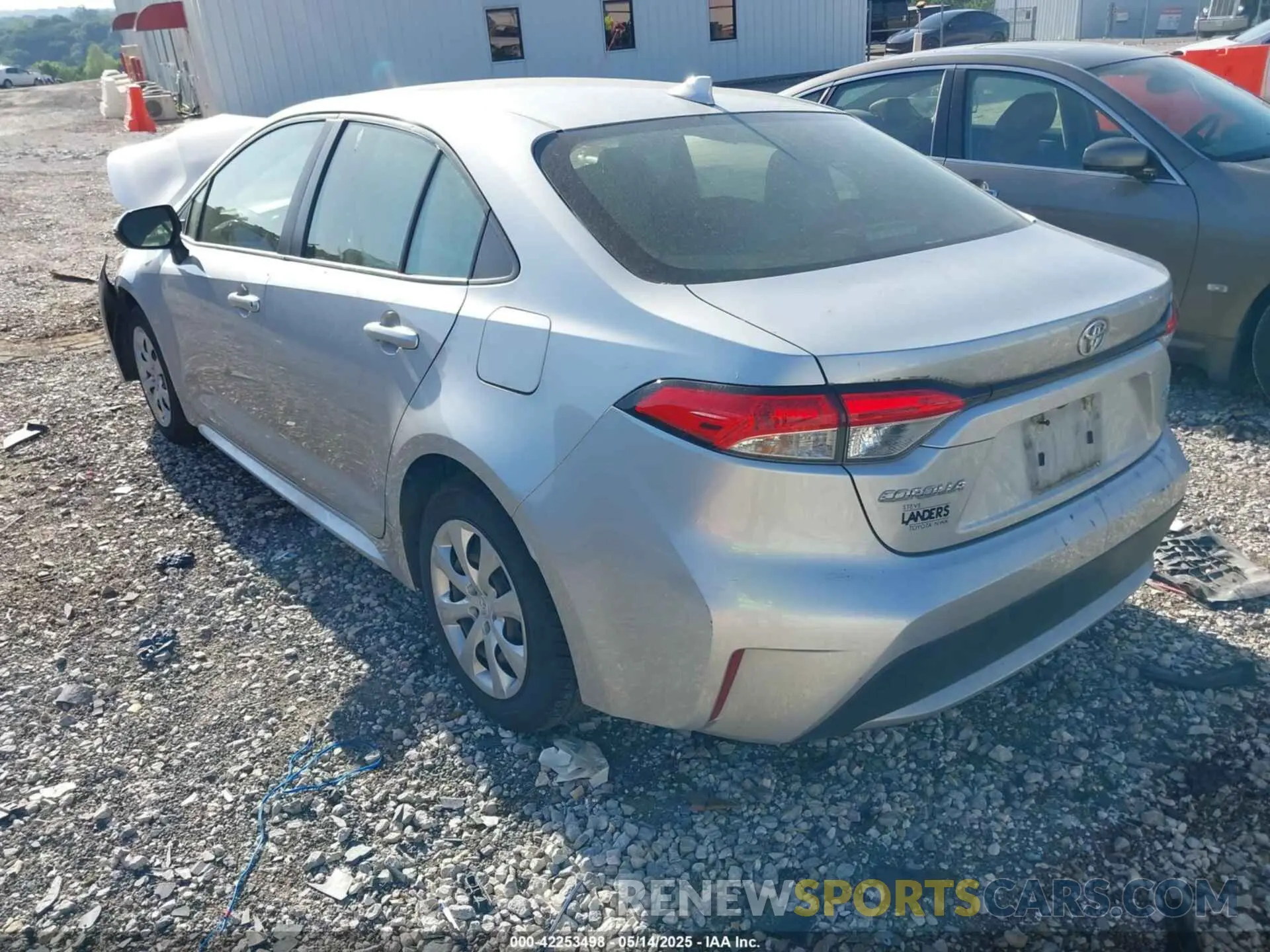 3 fotografías del automóvil dañado JTDEPMAE4MJ142001 TOYOTA COROLLA 2021