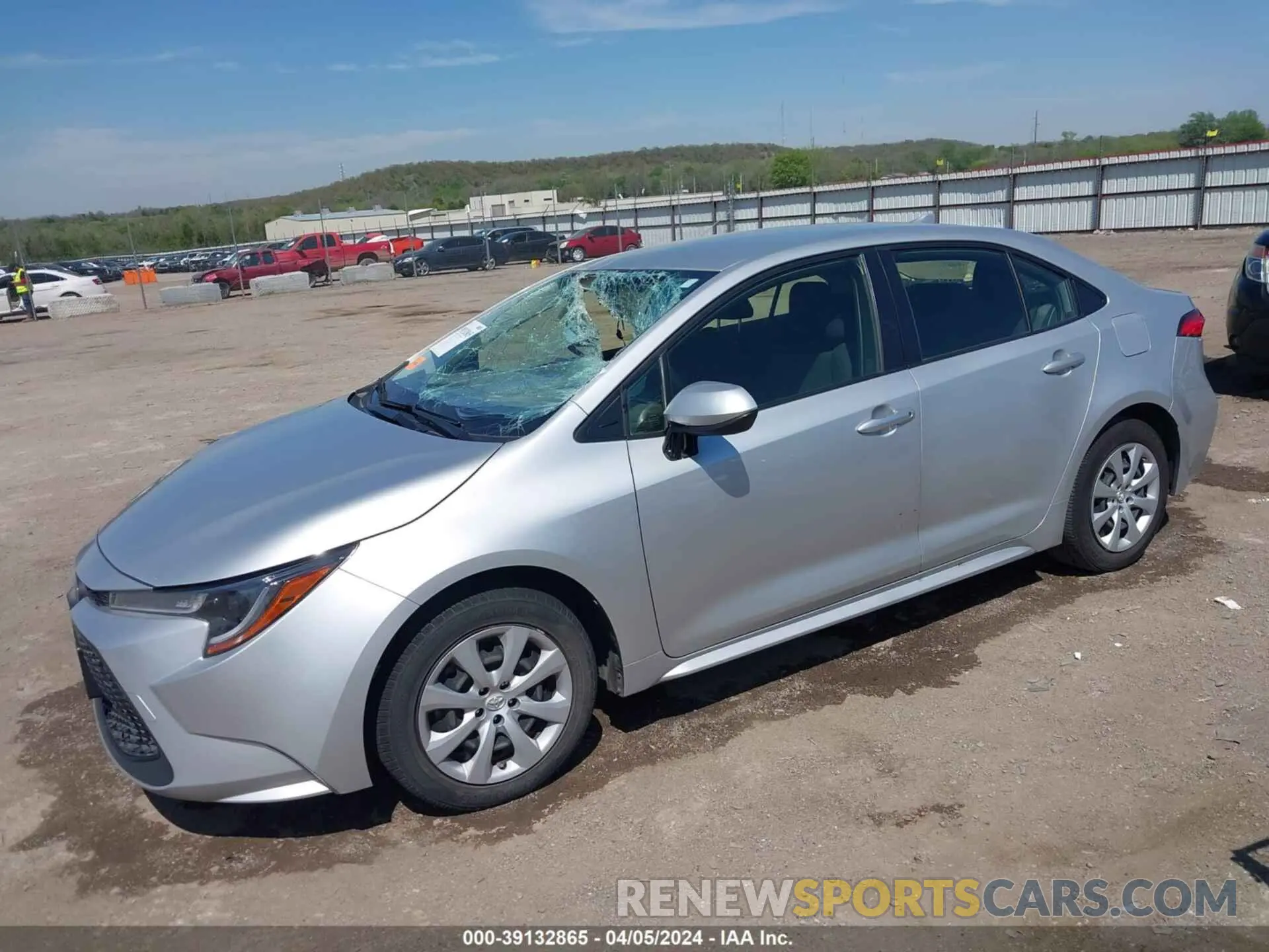 2 fotografías del automóvil dañado JTDEPMAE4MJ153984 TOYOTA COROLLA 2021
