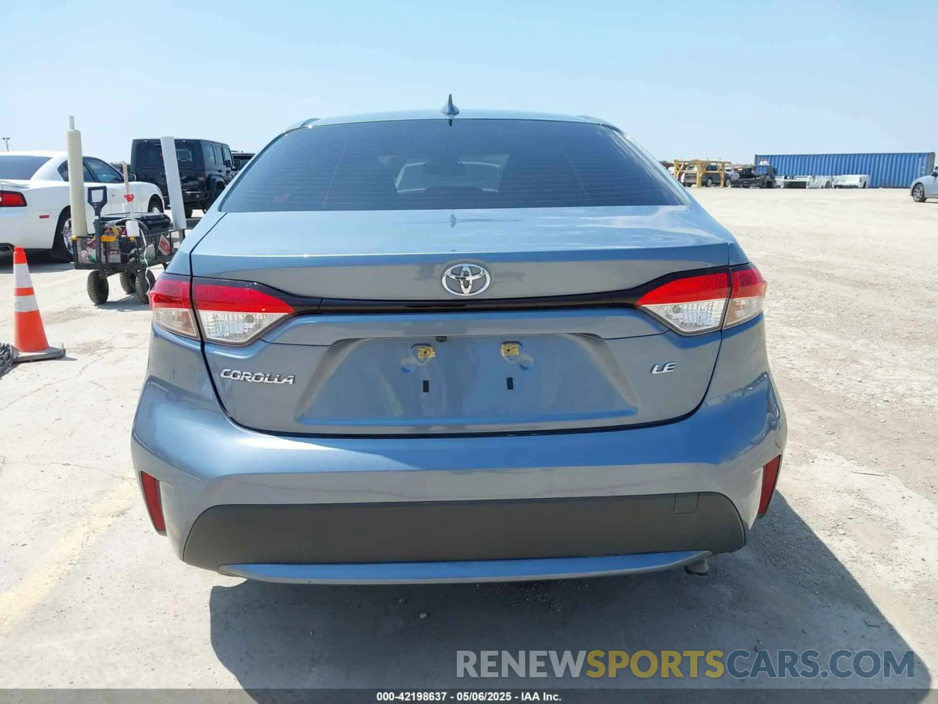 16 fotografías del automóvil dañado JTDEPMAE4MJ162622 TOYOTA COROLLA 2021