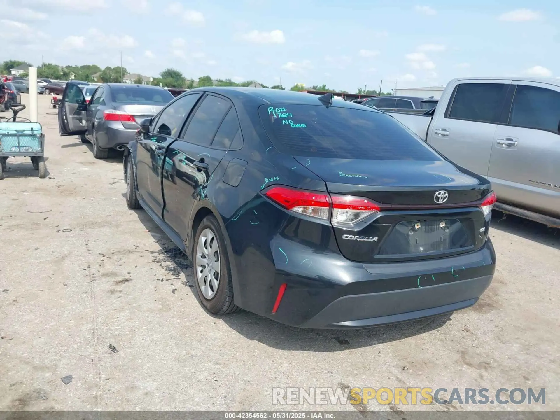 3 fotografías del automóvil dañado JTDEPMAE4MJ166315 TOYOTA COROLLA 2021