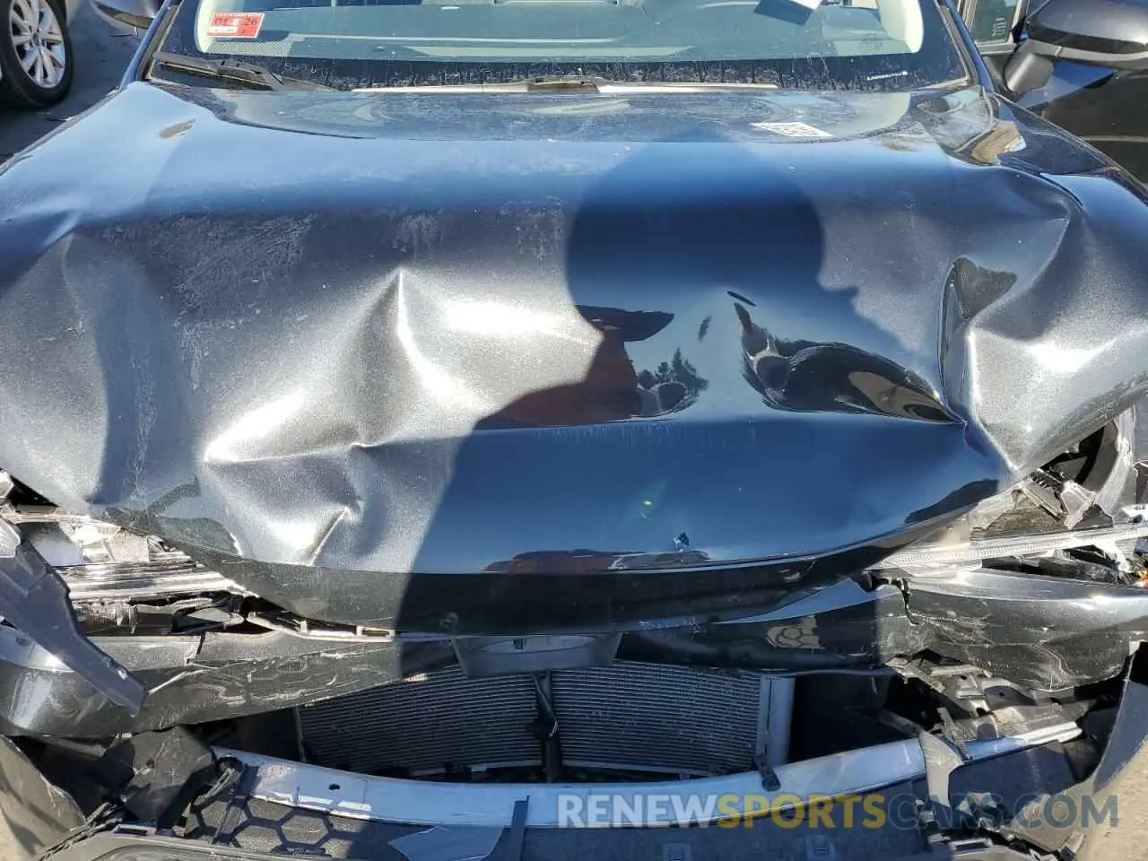 11 fotografías del automóvil dañado JTDEPMAE4MJ171014 TOYOTA COROLLA 2021