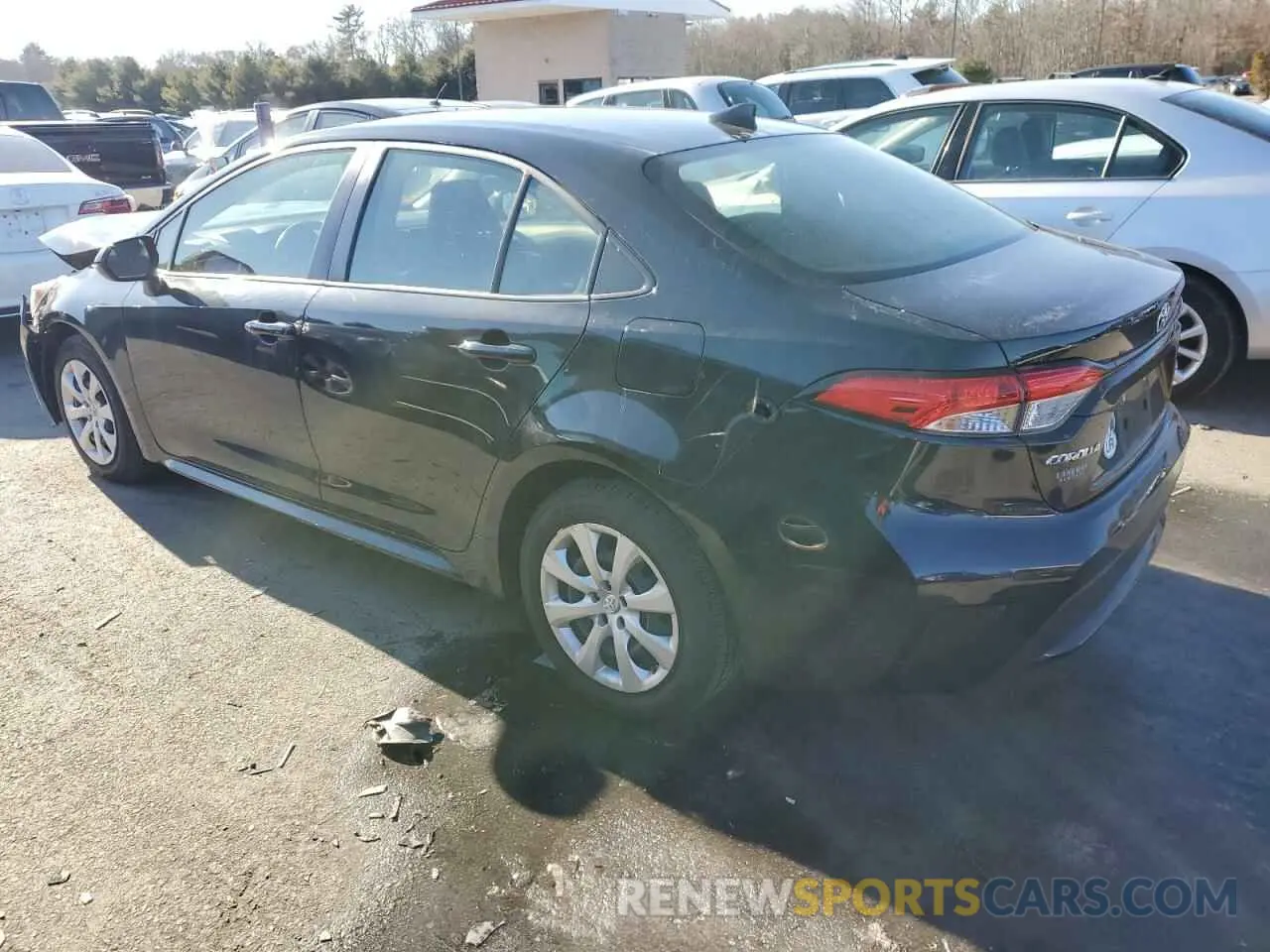 2 fotografías del automóvil dañado JTDEPMAE4MJ171014 TOYOTA COROLLA 2021