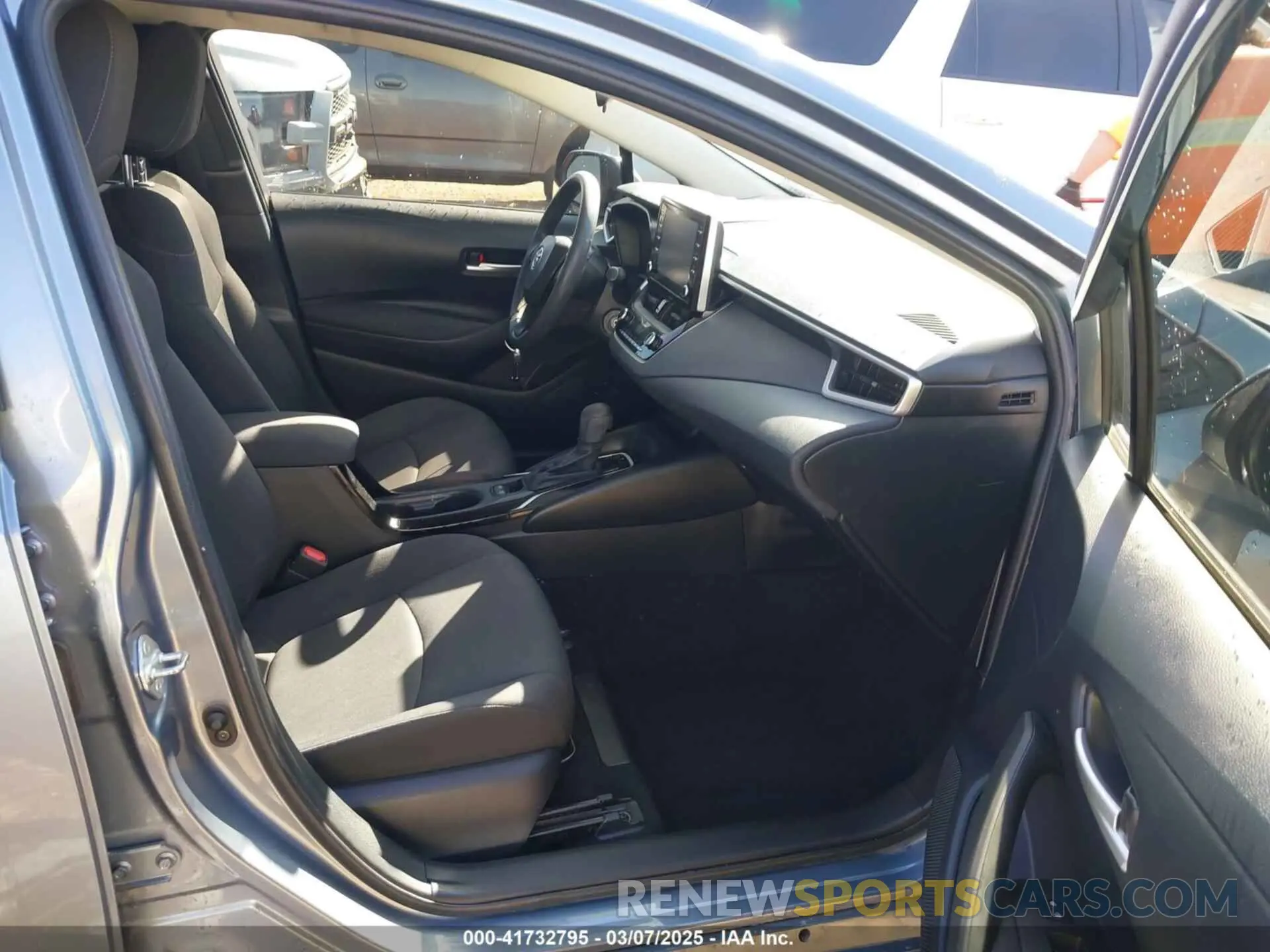 5 fotografías del automóvil dañado JTDEPMAE6MJ117973 TOYOTA COROLLA 2021