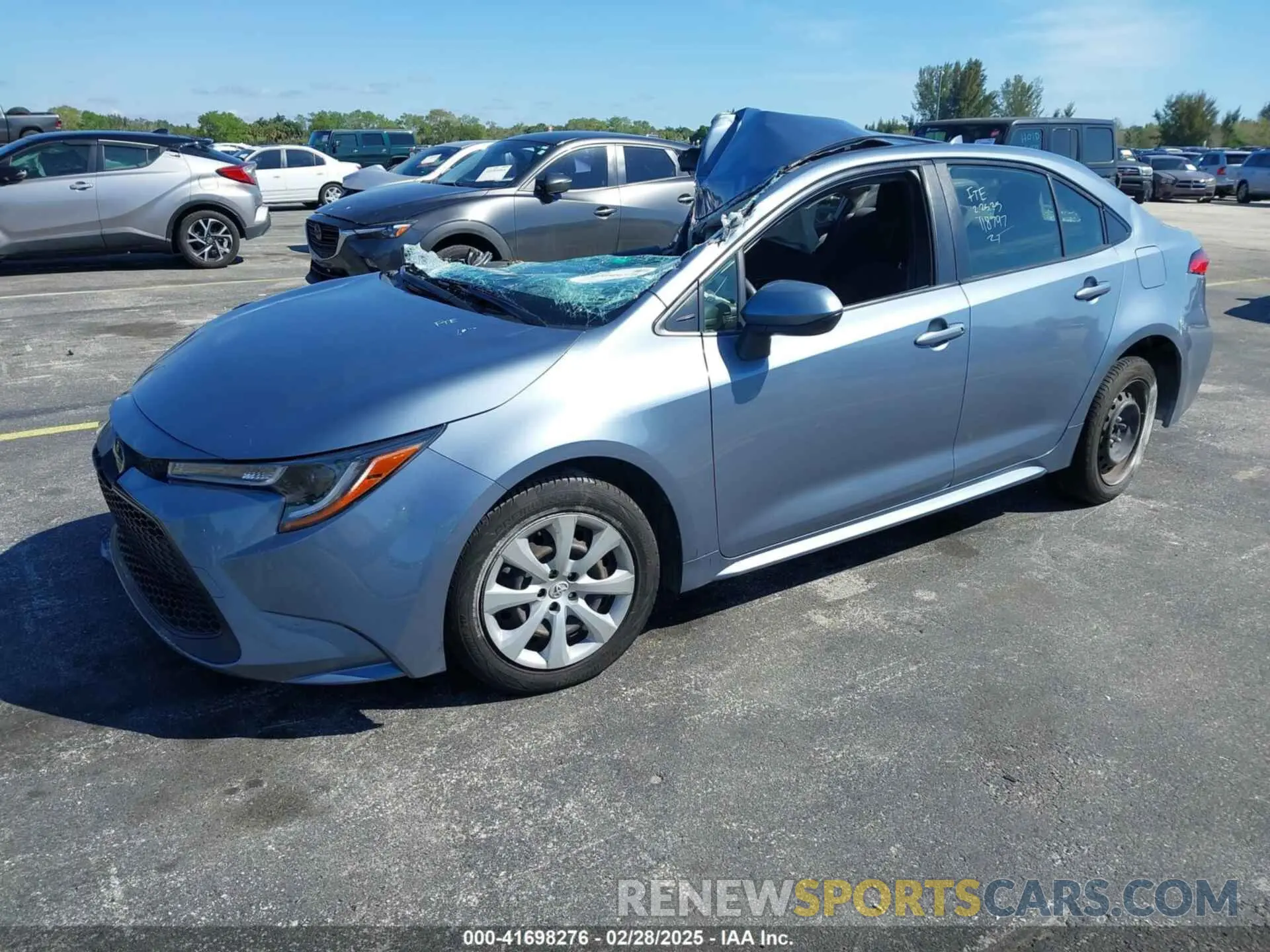 2 fotografías del automóvil dañado JTDEPMAE6MJ118797 TOYOTA COROLLA 2021