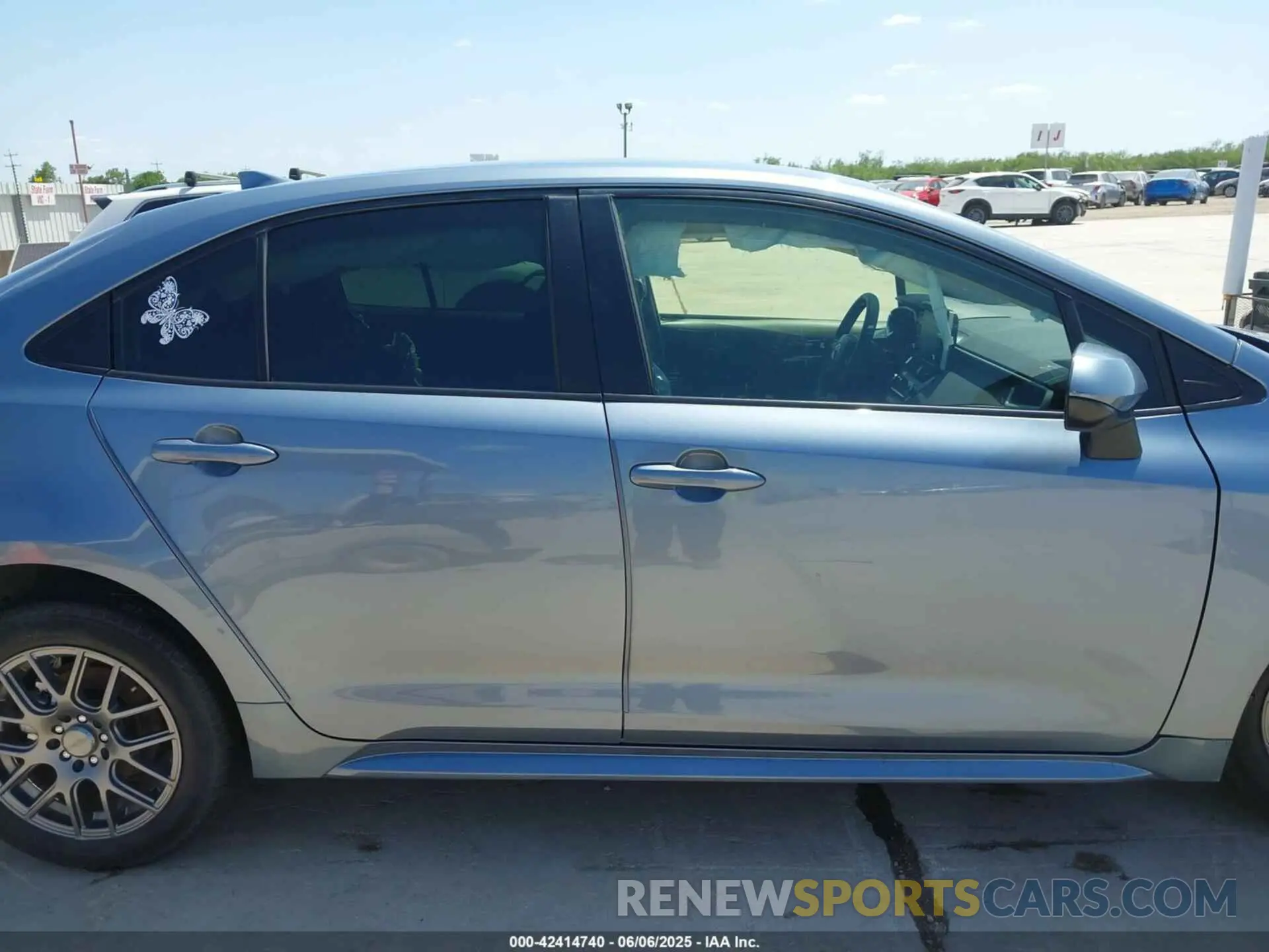 13 fotografías del automóvil dañado JTDEPMAE6MJ124132 TOYOTA COROLLA 2021
