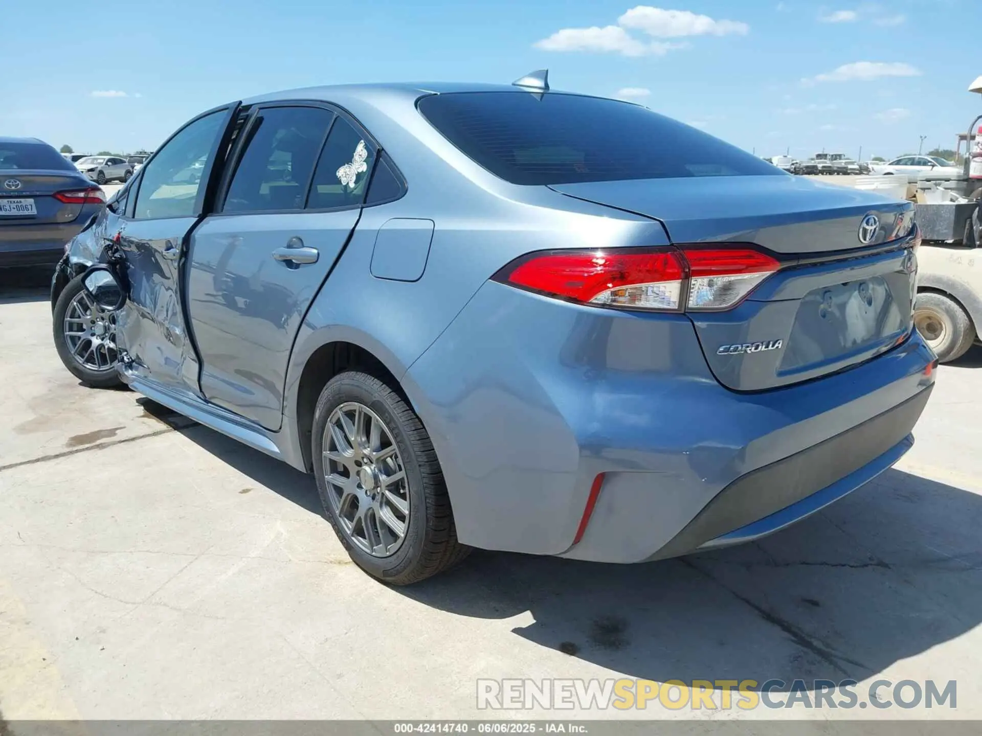 3 fotografías del automóvil dañado JTDEPMAE6MJ124132 TOYOTA COROLLA 2021