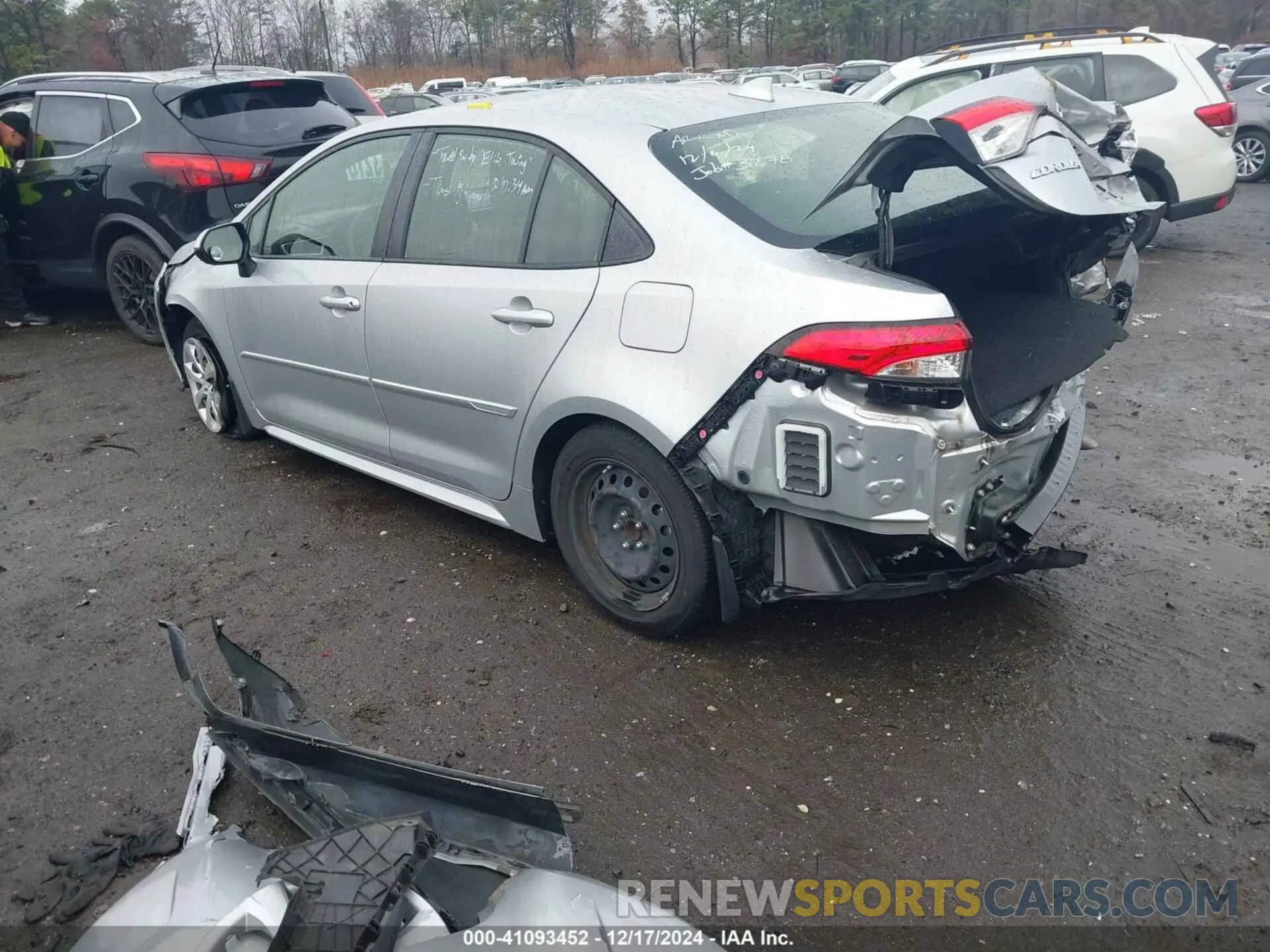 3 fotografías del automóvil dañado JTDEPMAE6MJ132666 TOYOTA COROLLA 2021