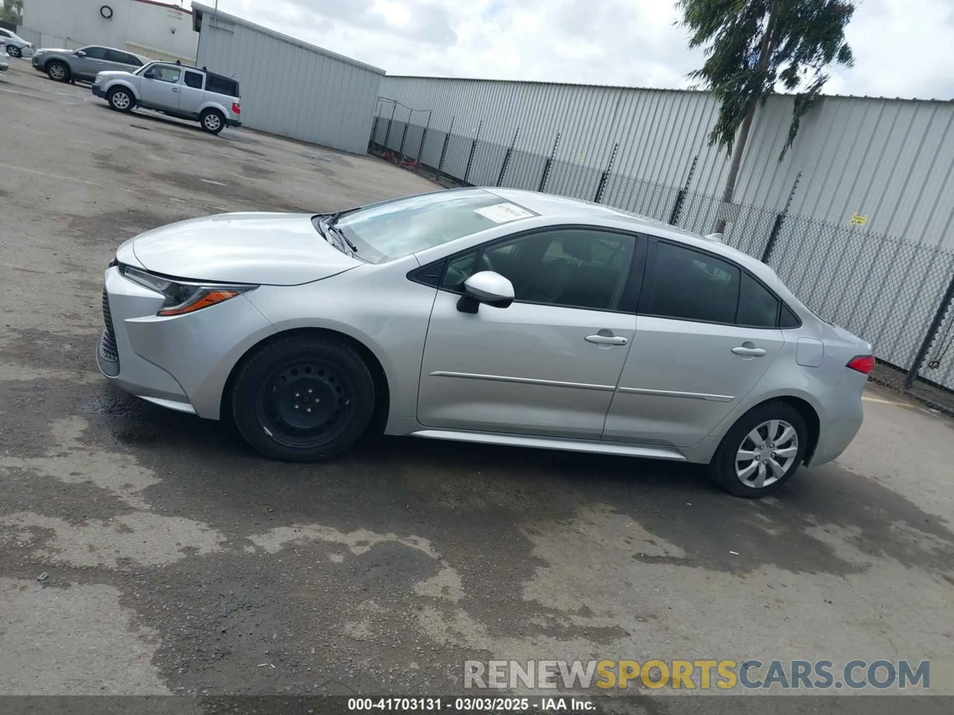 14 fotografías del automóvil dañado JTDEPMAE6MJ133073 TOYOTA COROLLA 2021