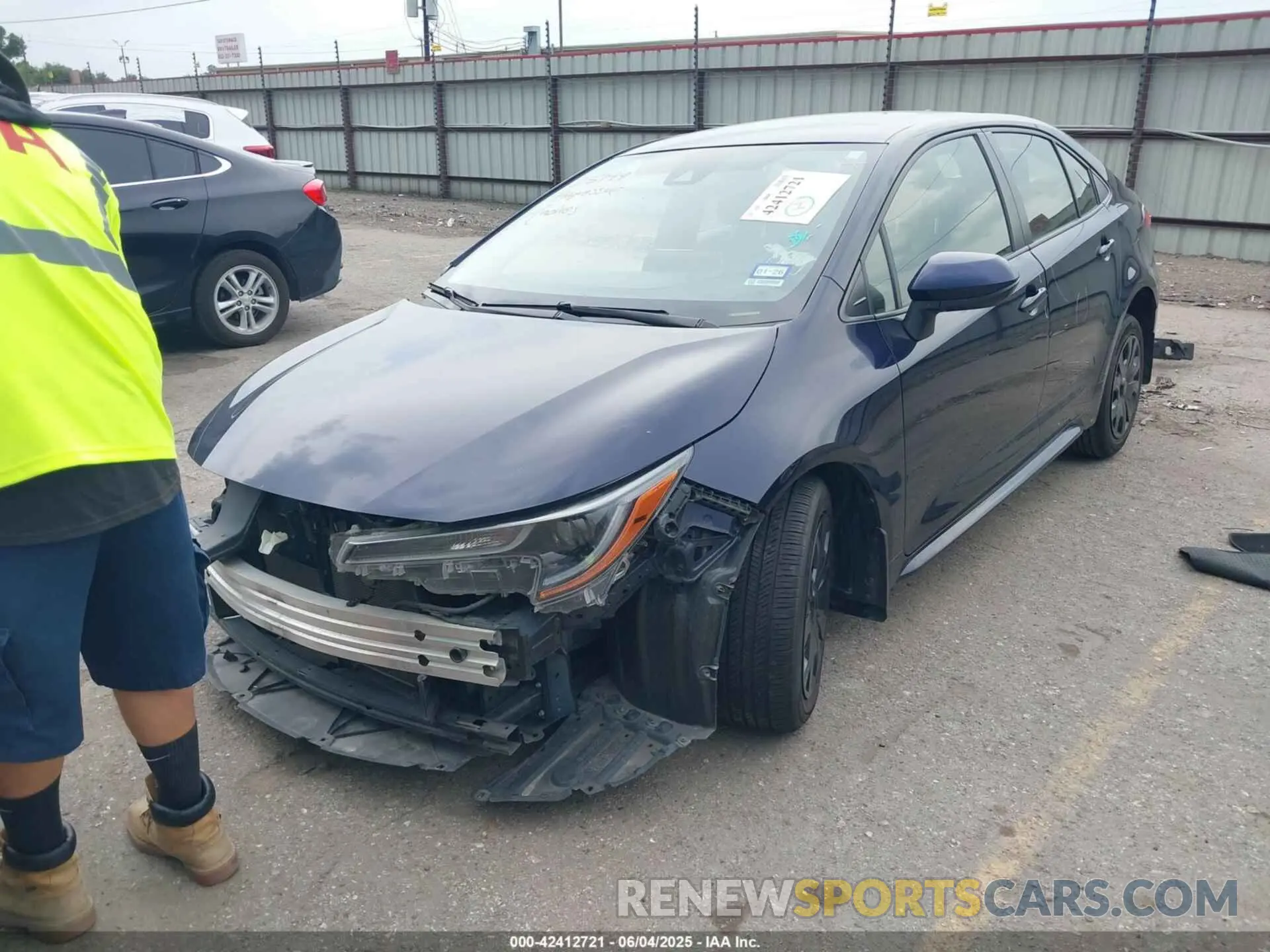 2 fotografías del automóvil dañado JTDEPMAE6MJ157230 TOYOTA COROLLA 2021