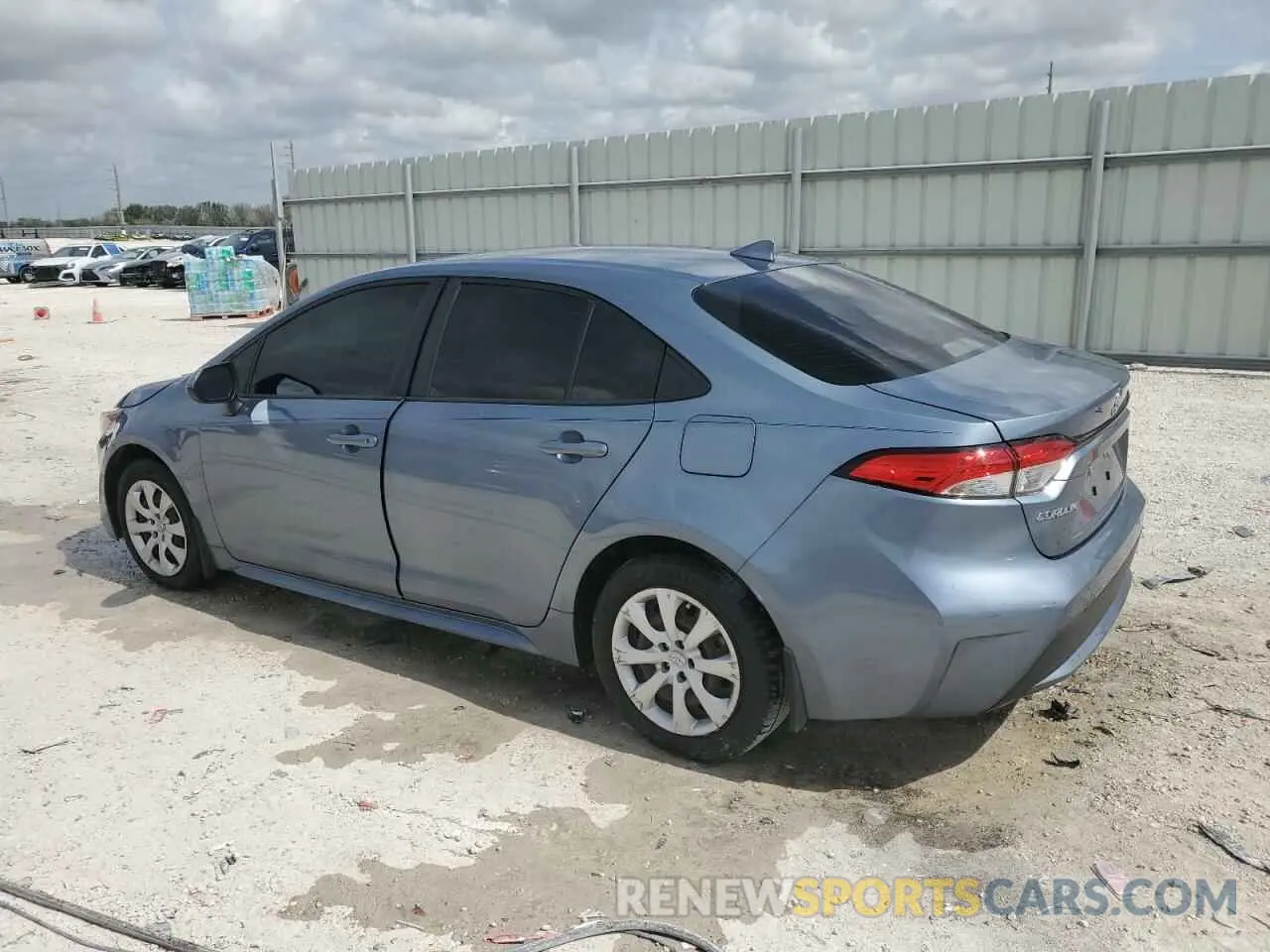 2 fotografías del automóvil dañado JTDEPMAE6MJ173864 TOYOTA COROLLA 2021