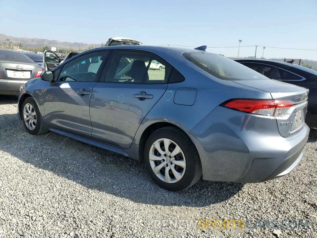 2 fotografías del automóvil dañado JTDEPMAE7MJ123202 TOYOTA COROLLA 2021